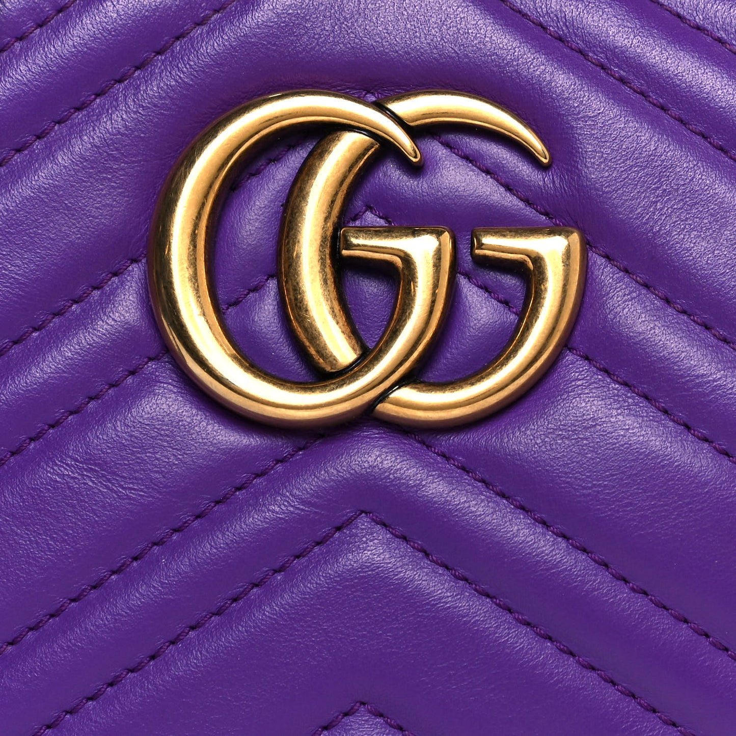 Calfskin Matelasse Small GG Marmont Chain Shoulder Bag Shine Purple