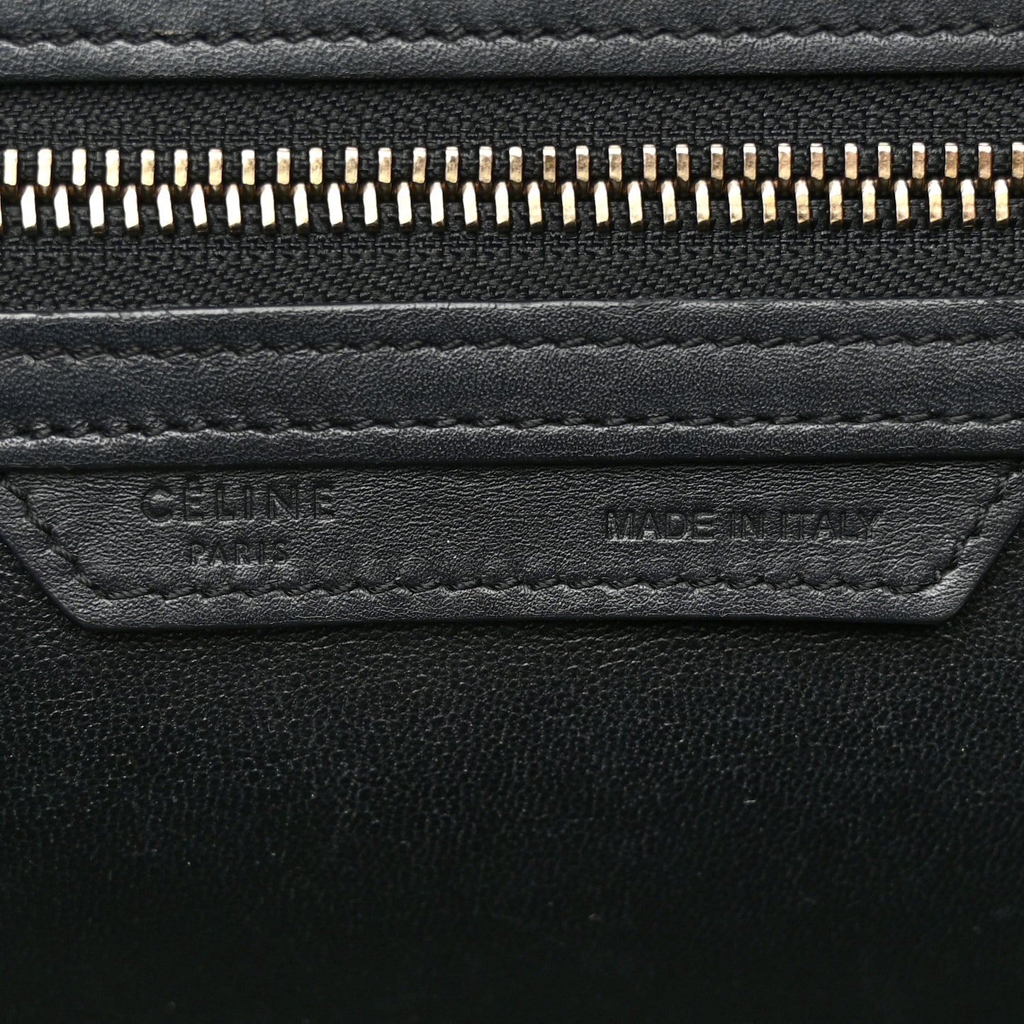 Smooth Calfskin Medium Luggage Black