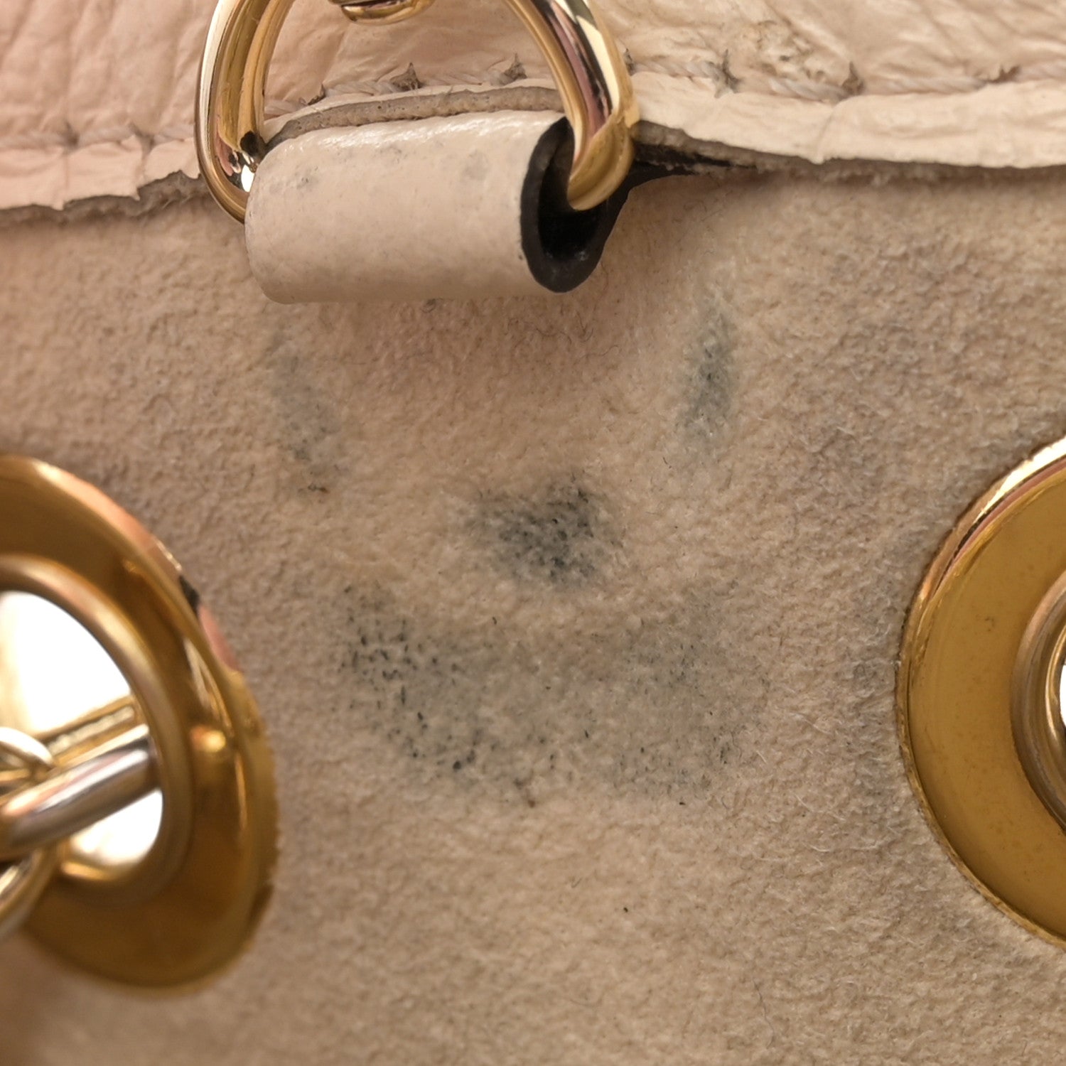 Louis Vuitton Empreinte Monogram Giant LV Bundle Cream 12 of 14