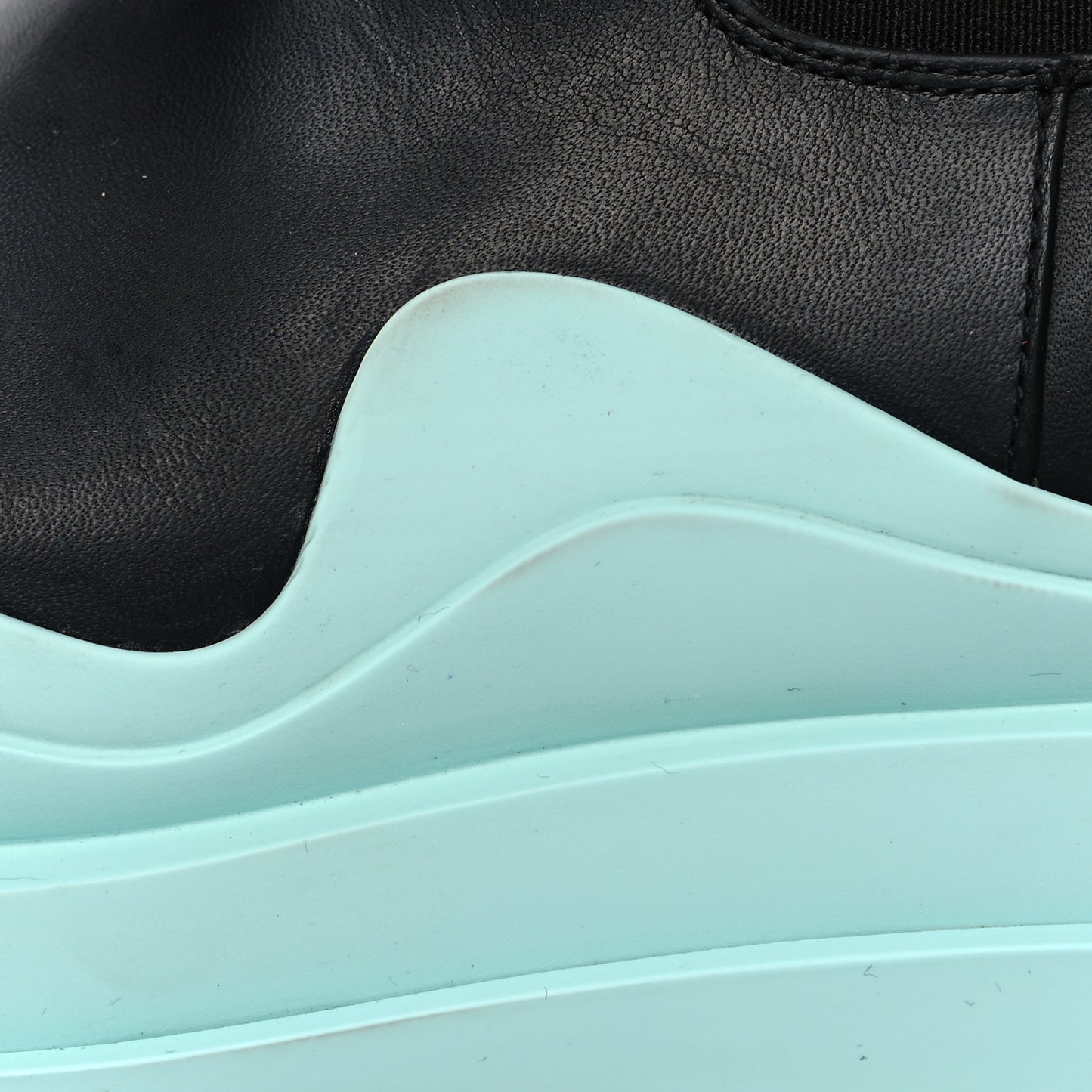 Calfskin The Tire Chelsea Boots 38 Black Pale Blue