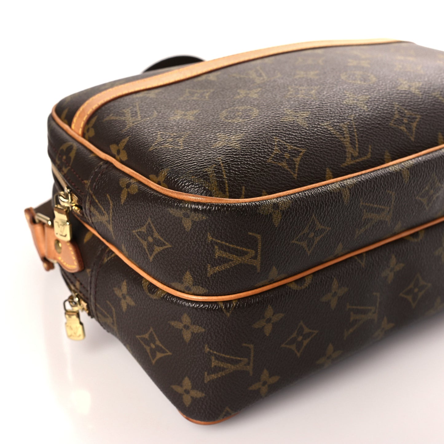 Monogram Reporter PM