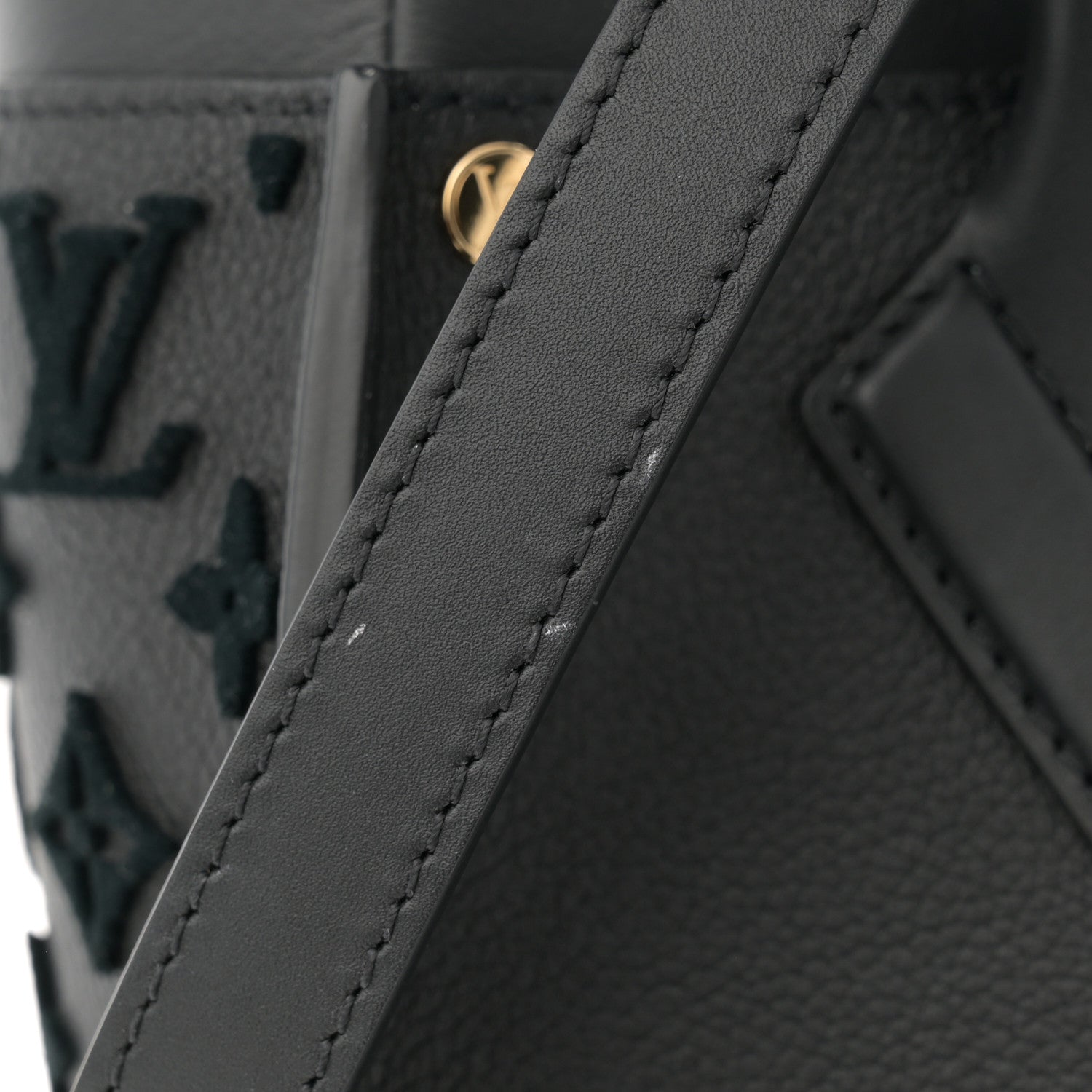 Louis Vuitton Calfskin Monogram Tufting On My Side Black 12 of 12