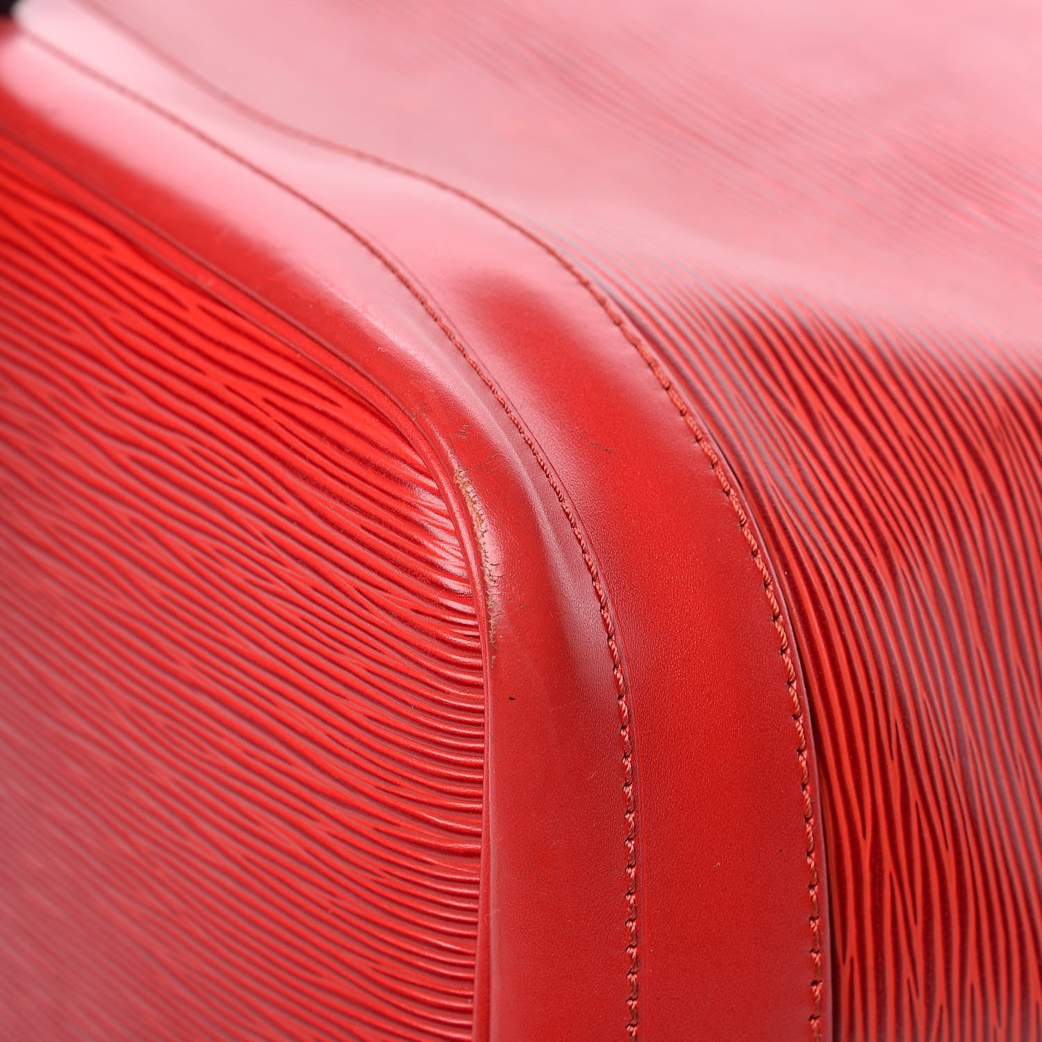 Louis Vuitton Epi Noe Castillan Red 10 of 11