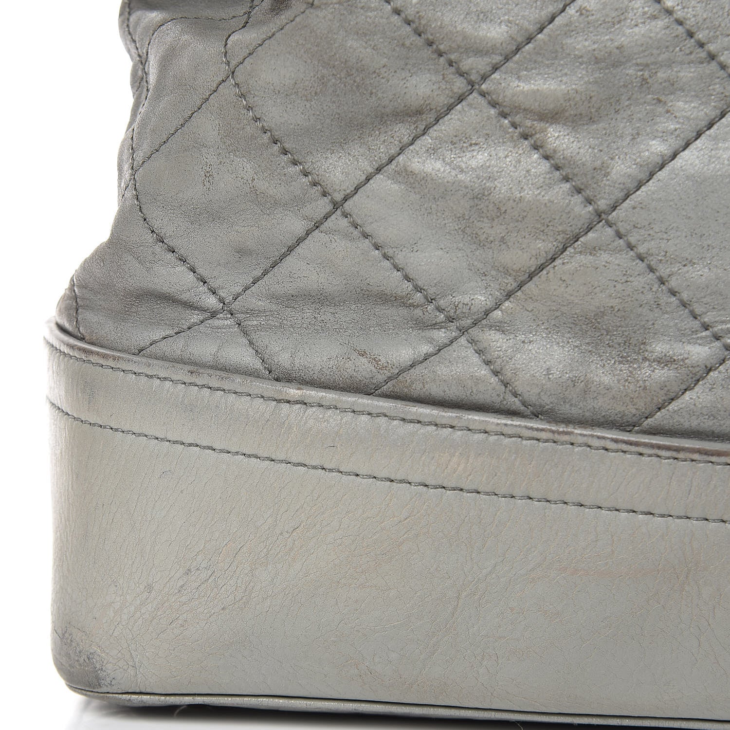 Chanel Iridescent Calfskin VIP Shopping Tote Grey 27 of 34