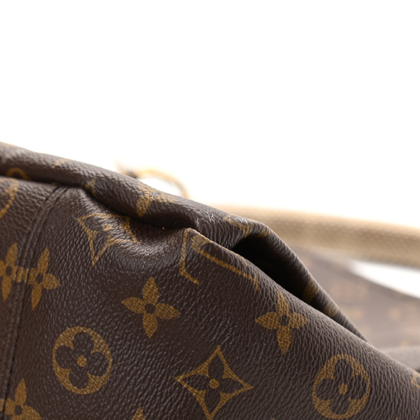 Ayers Monogram Artsy MM