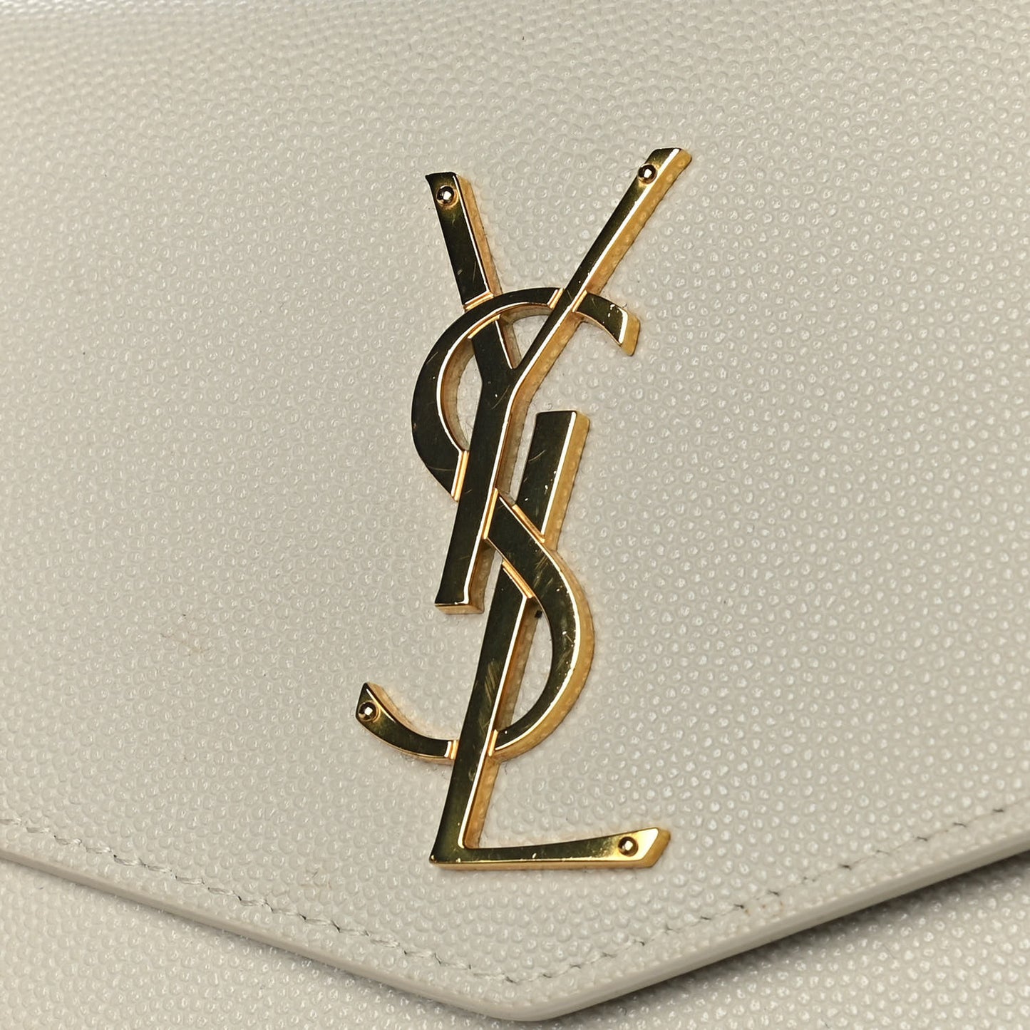 Grain De Poudre Monogram Uptown Chain Wallet Crema Soft
