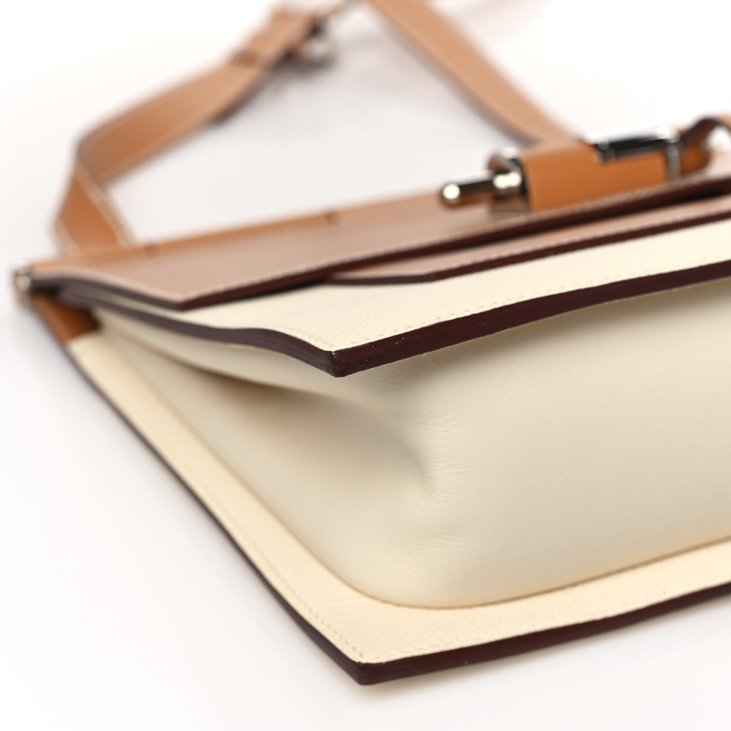 Swift Epsom Sacabar 24 Gold Nata