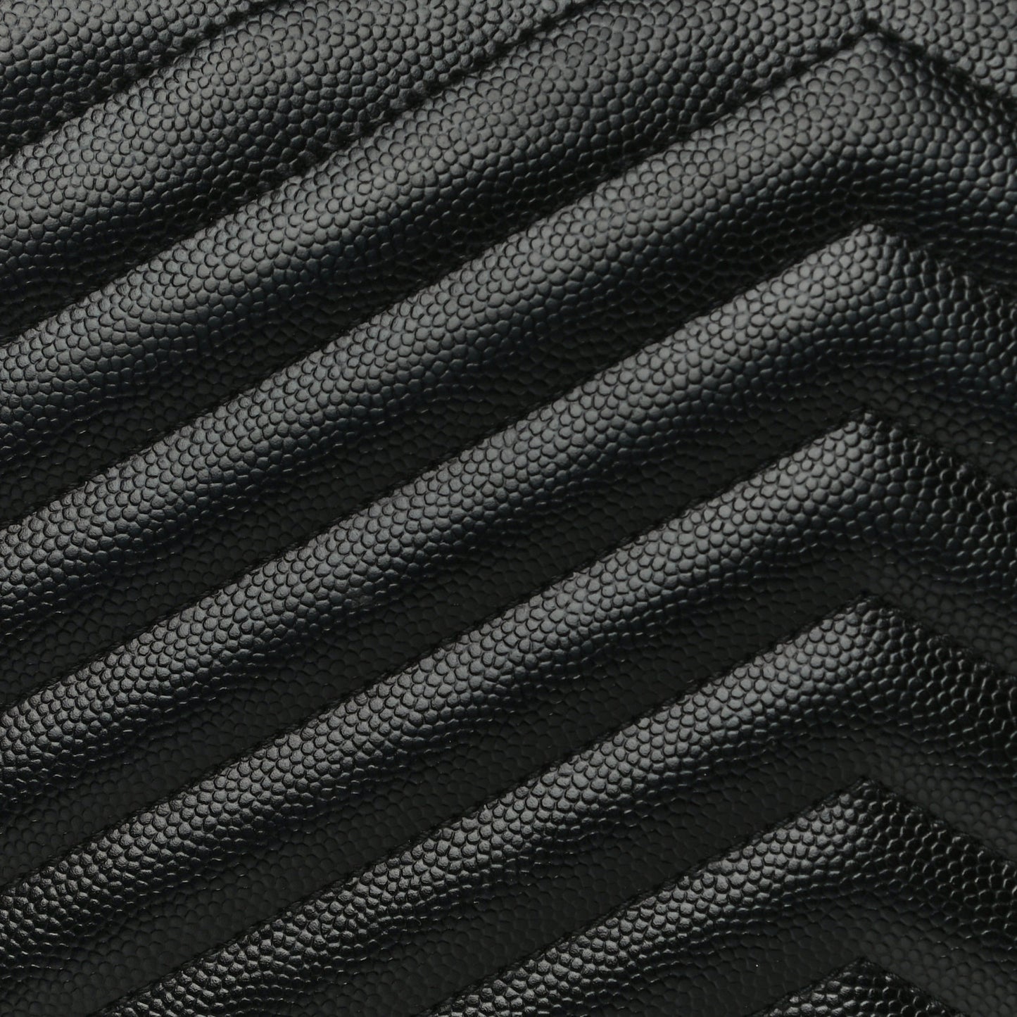 Grain De Poudre Matelasse Chevron Monogram Chain Wallet Black