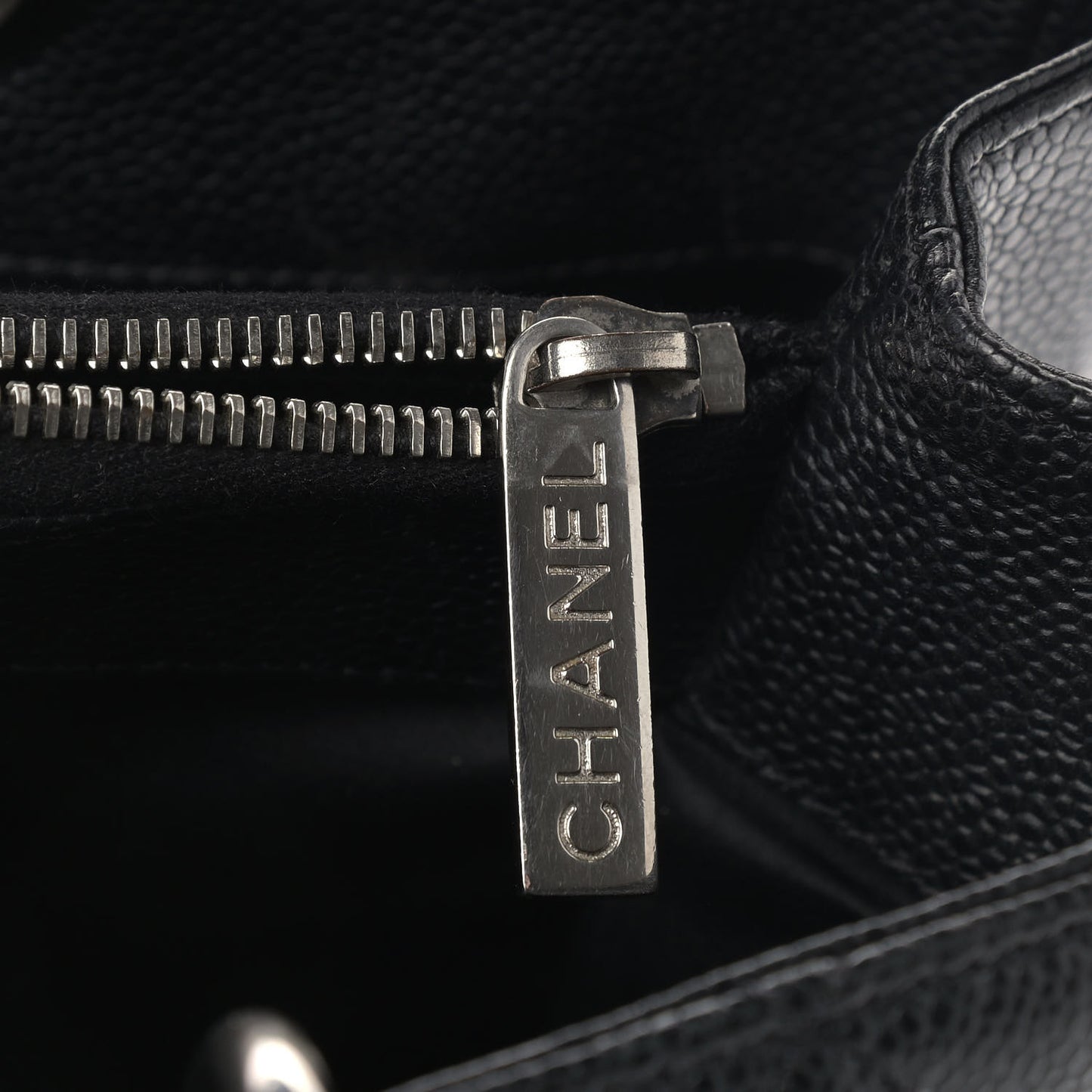 Caviar Quilted Grand Shopping Tote GST Black