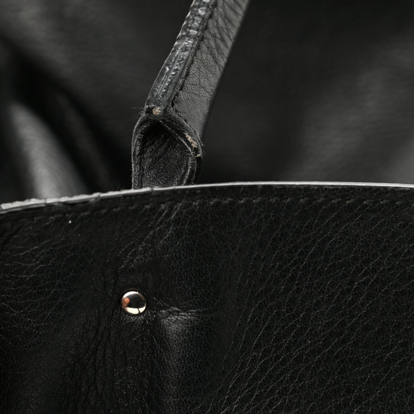 Veau Papier A5 Zip Around Tote Black