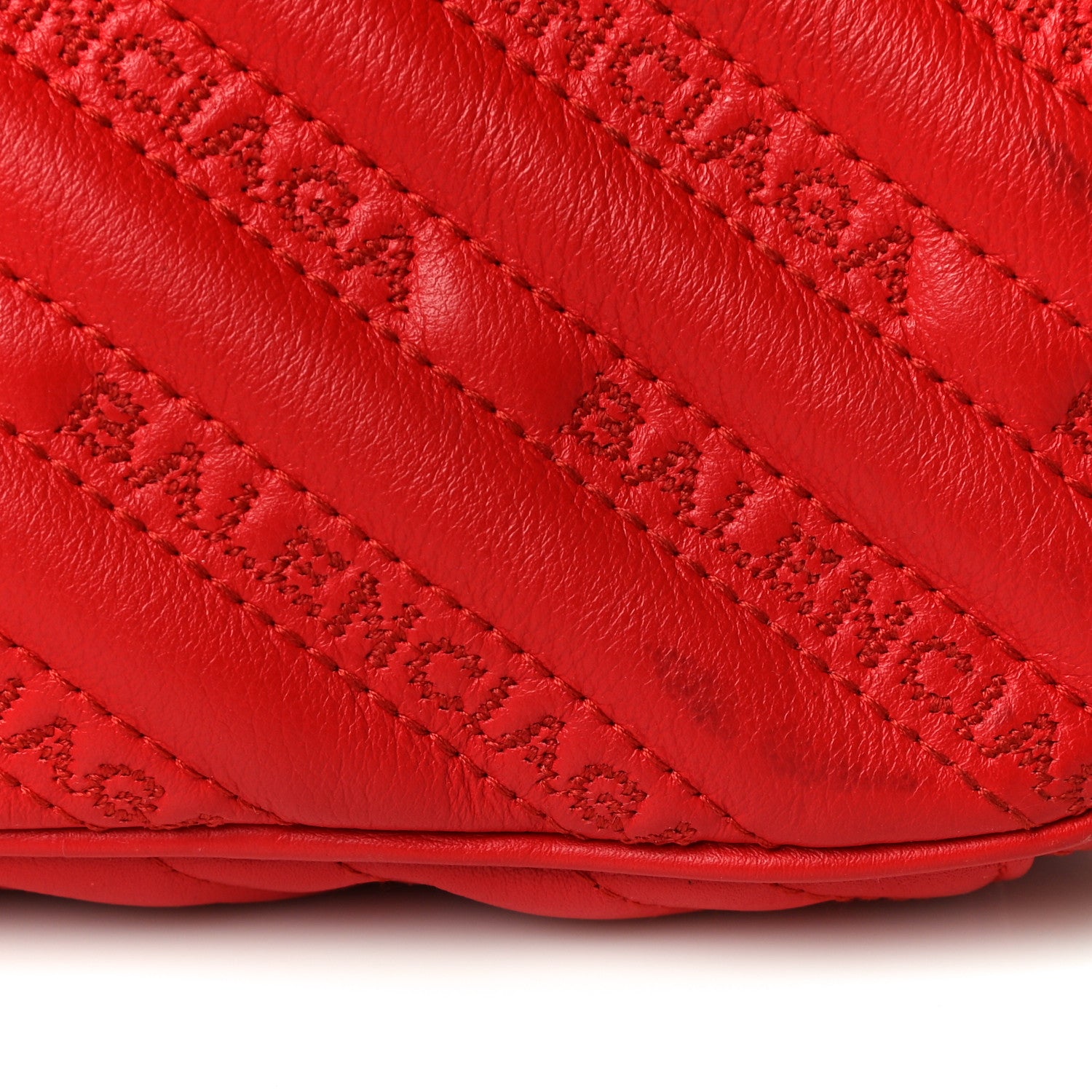 Balenciaga Calfskin Logo Matelasse Chain Strap Blanket Reporter XS Rouge Tango 15 of 19