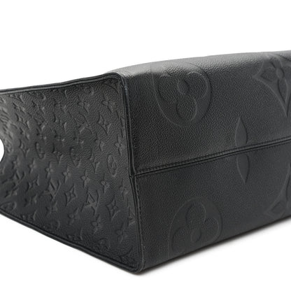 Louis Vuitton Empreinte Monogram Giant Onthego GM  Black 8 of 10