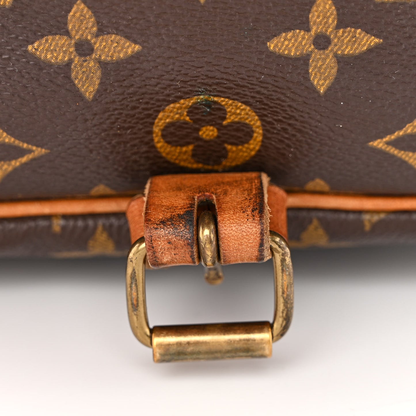 Monogram Saumur 30