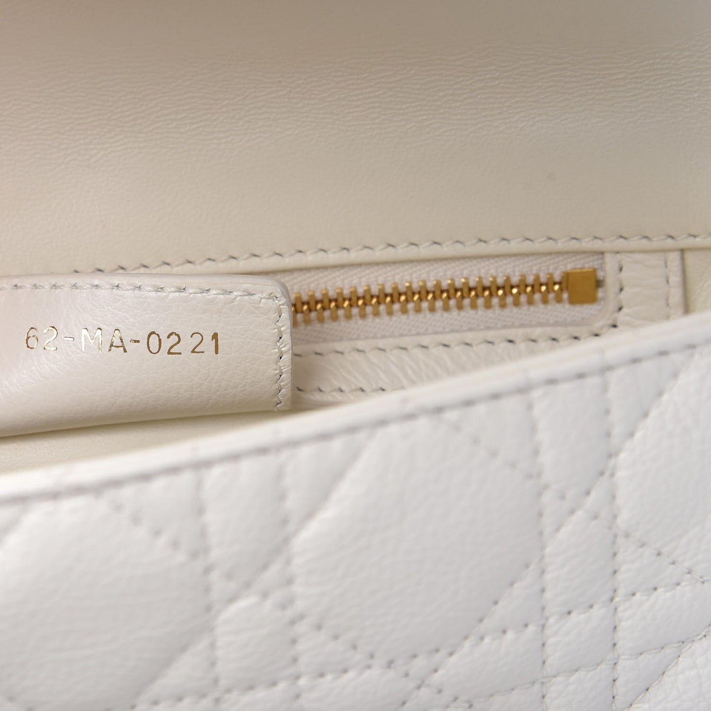 Lambskin Cannage Small Caro Bag White