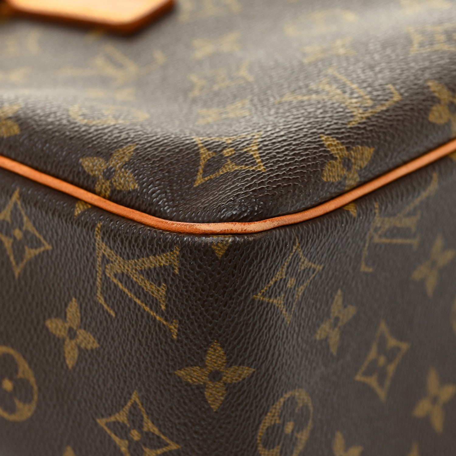 Louis Vuitton Monogram Cite GM 13 of 31