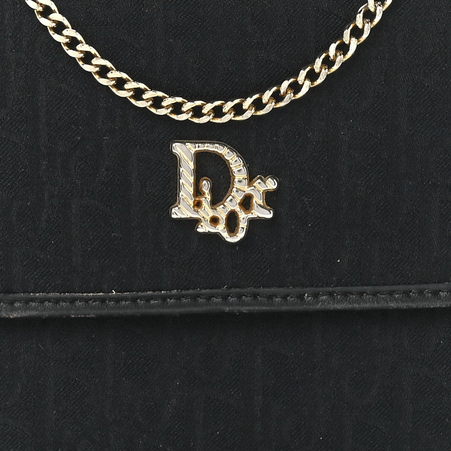 Monogram Chain Flap Black