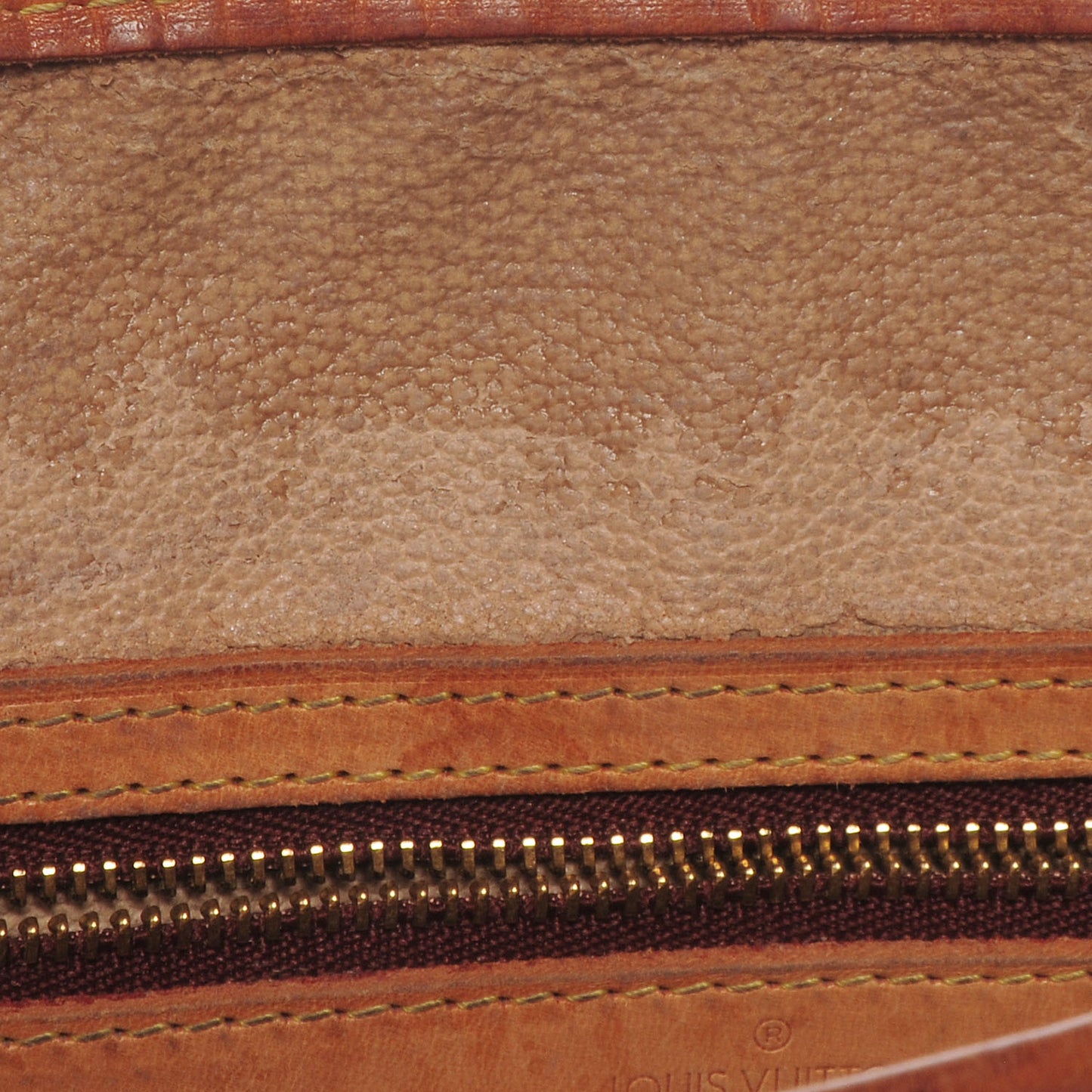 Monogram Petit Bucket 23