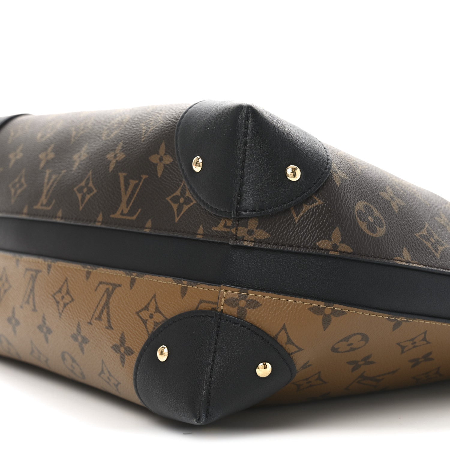Louis Vuitton Reverse Monogram Triangle Softy 9 of 9