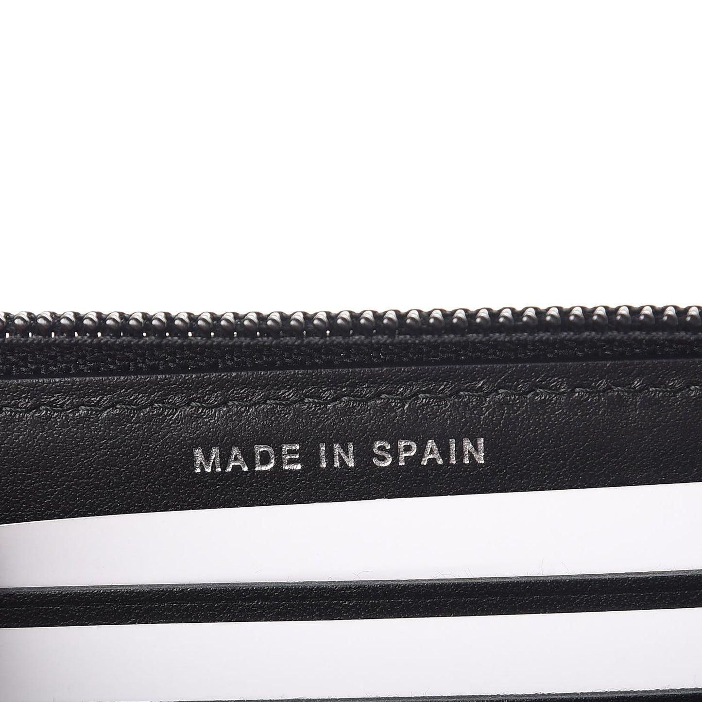 Caviar Quilted Small Boy Zip Around Wallet Black