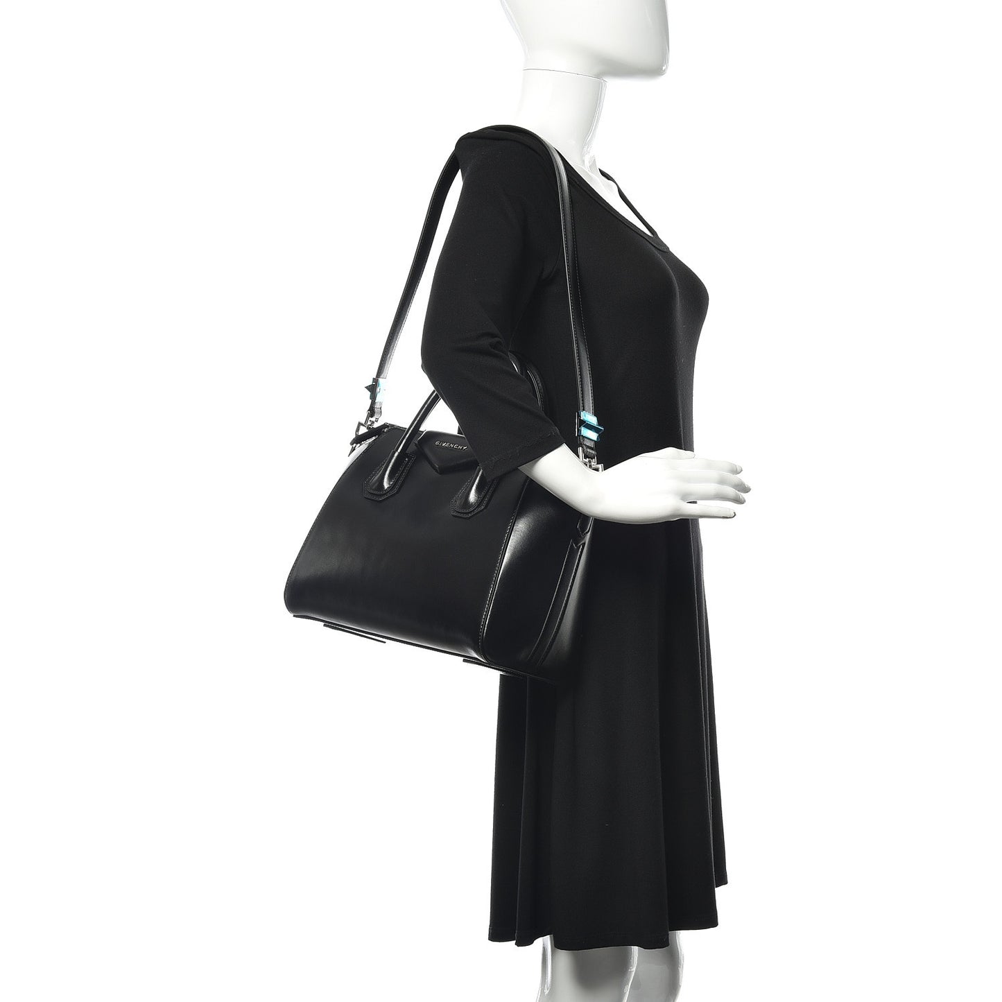 Shiny Lord Calfskin Small Antigona Black