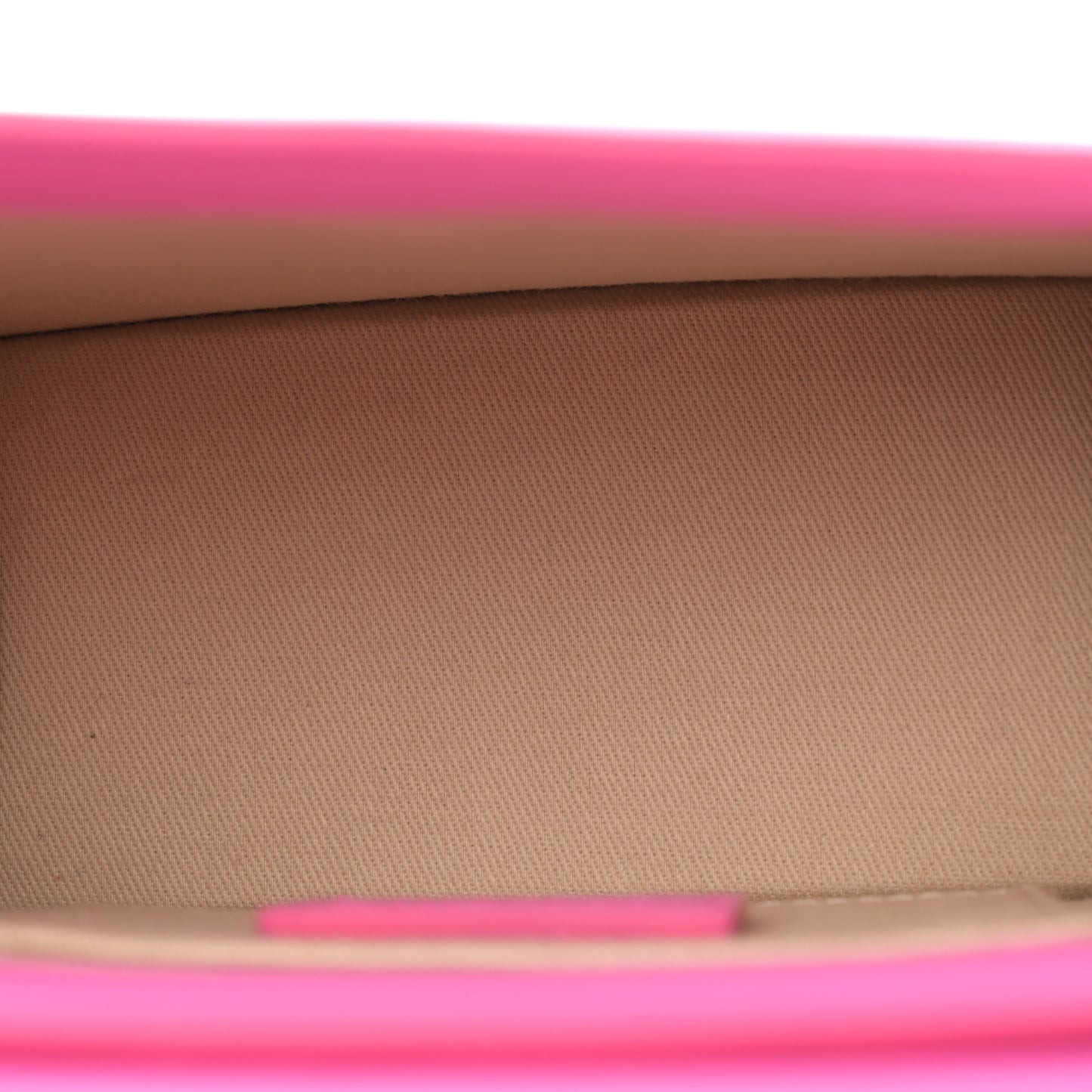 Smooth Calfskin Le Chiquito Moyen Neon Pink
