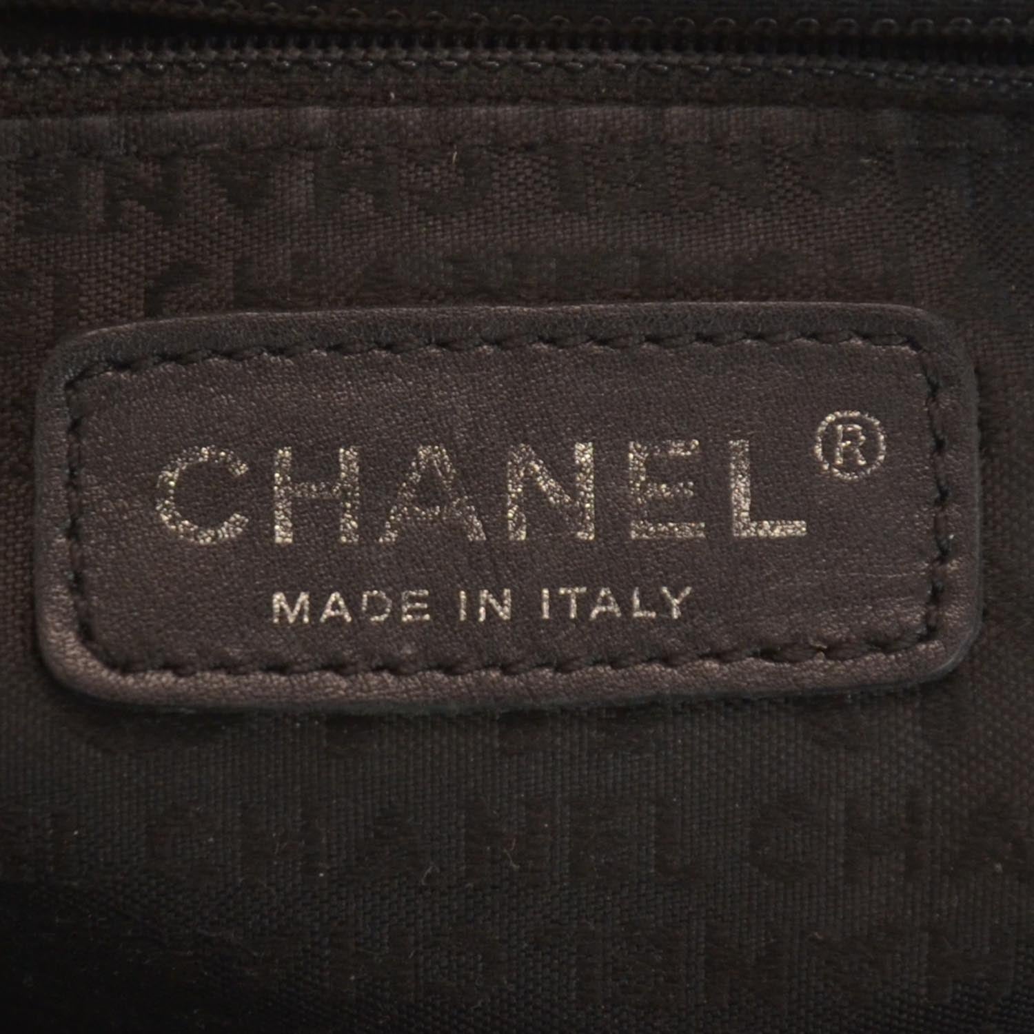 Chanel Lambskin Ultimate Soft Tote Black 5 of 9