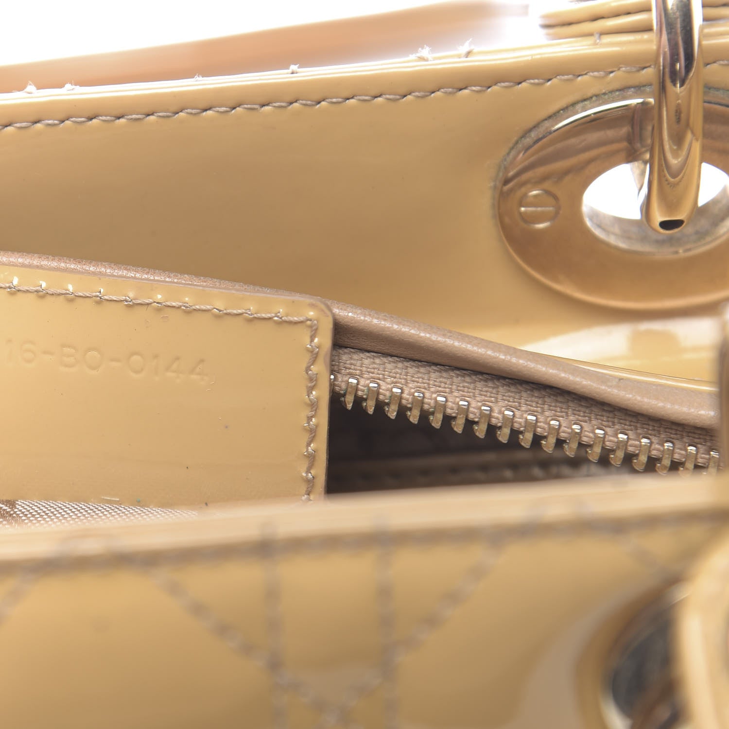 Christian Dior Patent Cannage Medium Lady Dior Beige 7 of 16