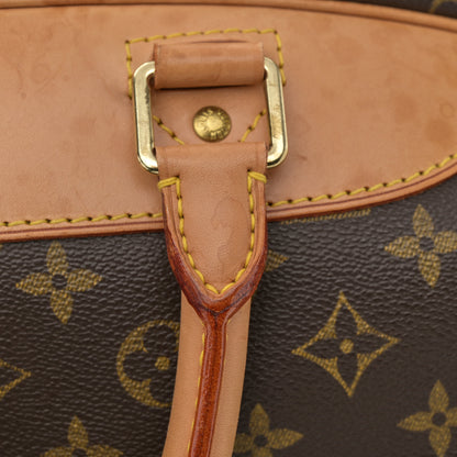 Louis Vuitton Monogram Evasion Sports Bag 14 of 16