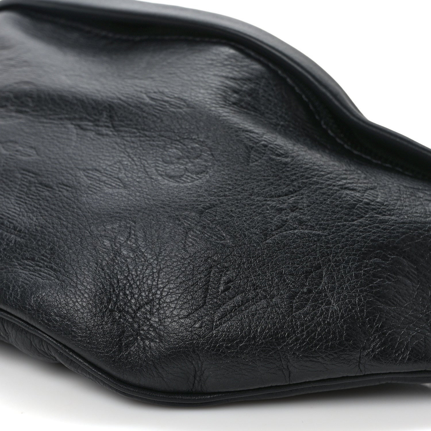 Louis Vuitton Calfskin Monogram Shadow Discovery Bumbag Black 8 of 8