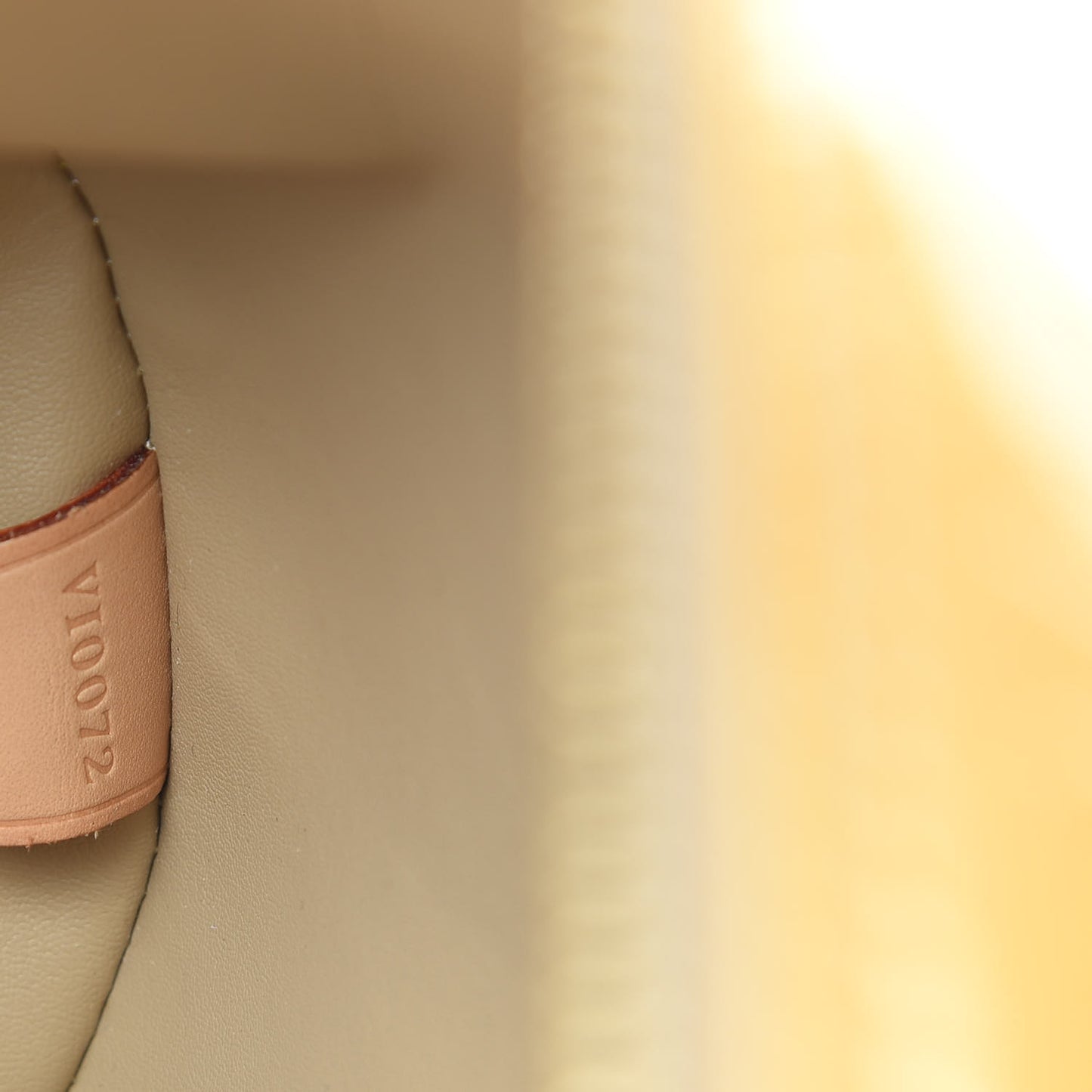 Vernis Bedford Beige