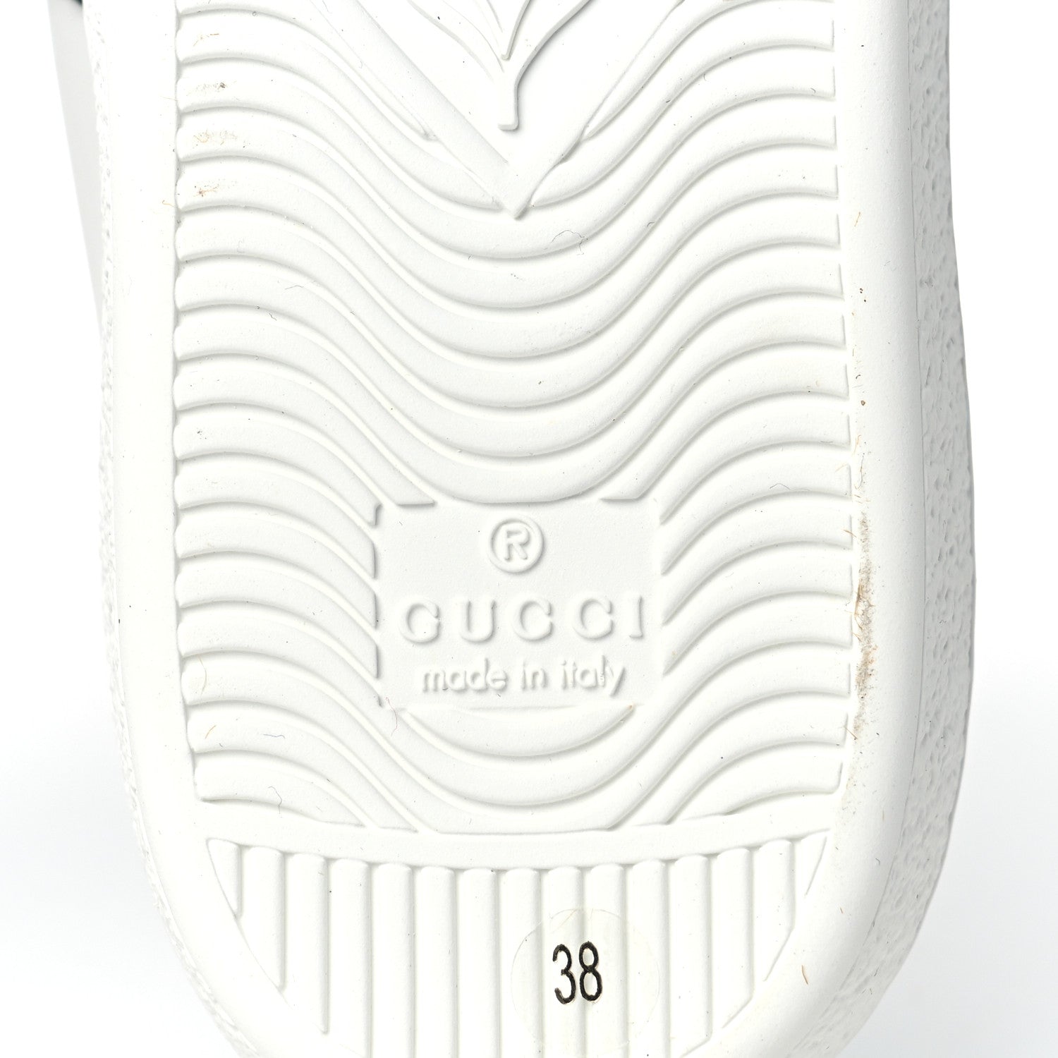 Gucci X DISNEY Calfskin Miro Soft Web Donald Duck Womens Ace Sneakers 38 White New Shamarock 6 of 11