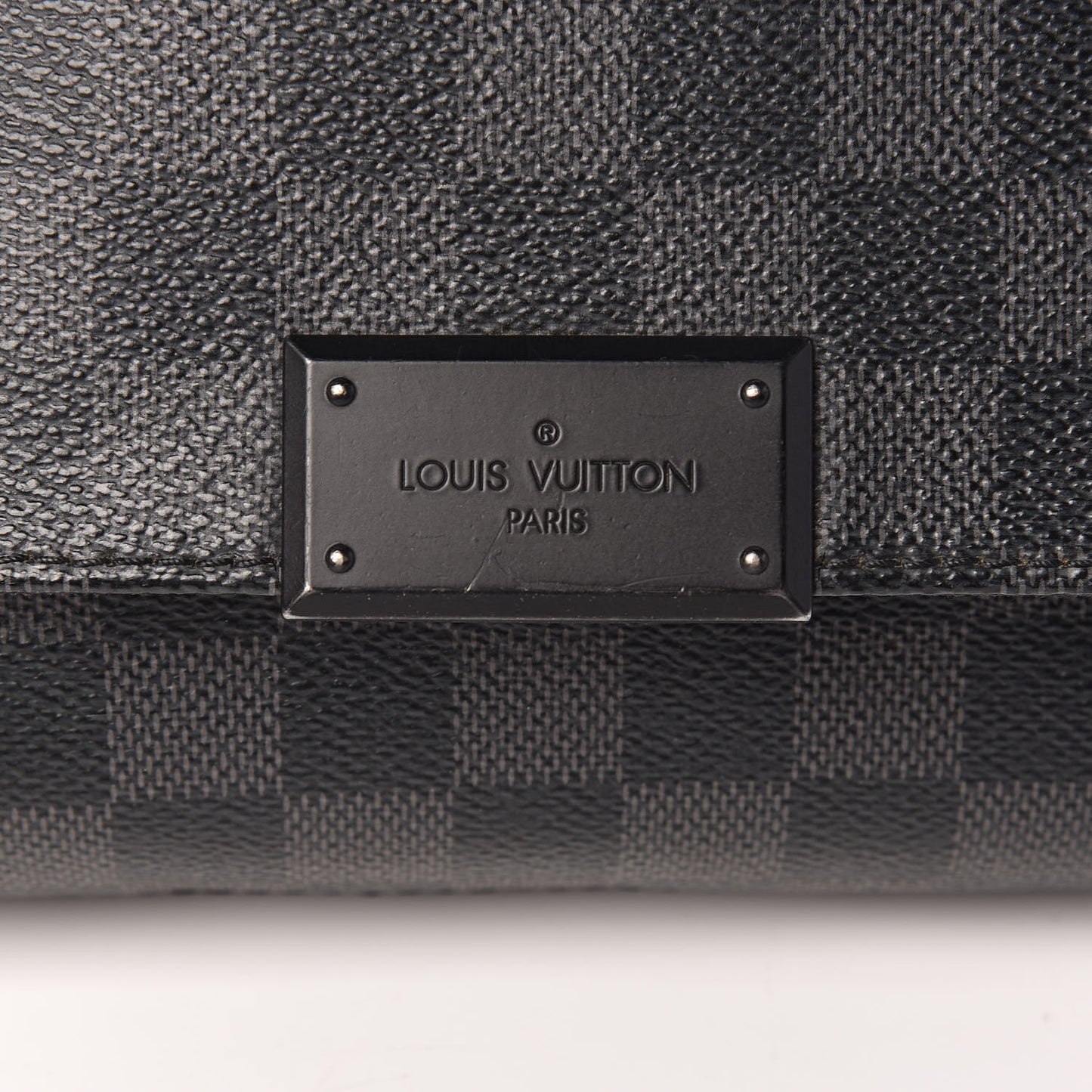 Damier Graphite District PM
