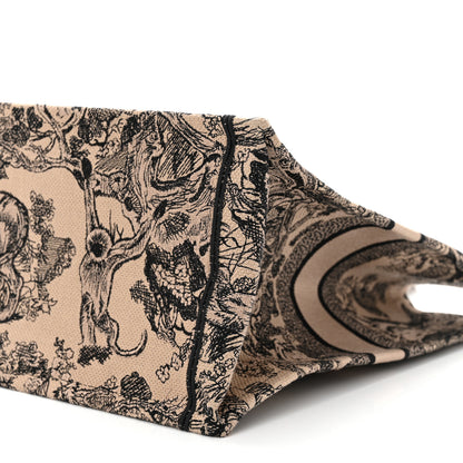 Christian Dior Canvas Embroidered Large Dioriviera Toile De Jouy Book Tote Black 10 of 10