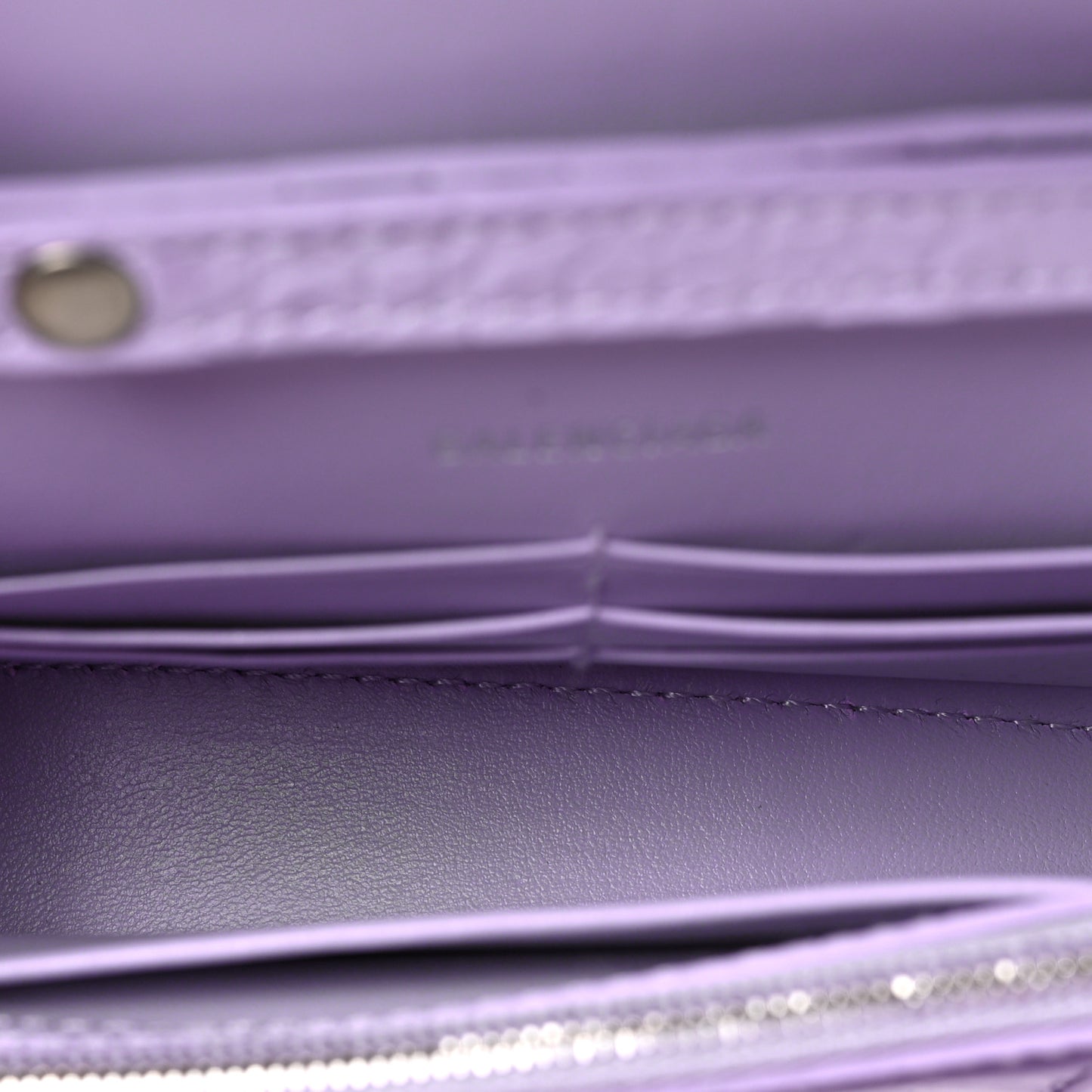 Shiny Calfskin Crocodile Embossed Hourglass Chain Bag Lilac