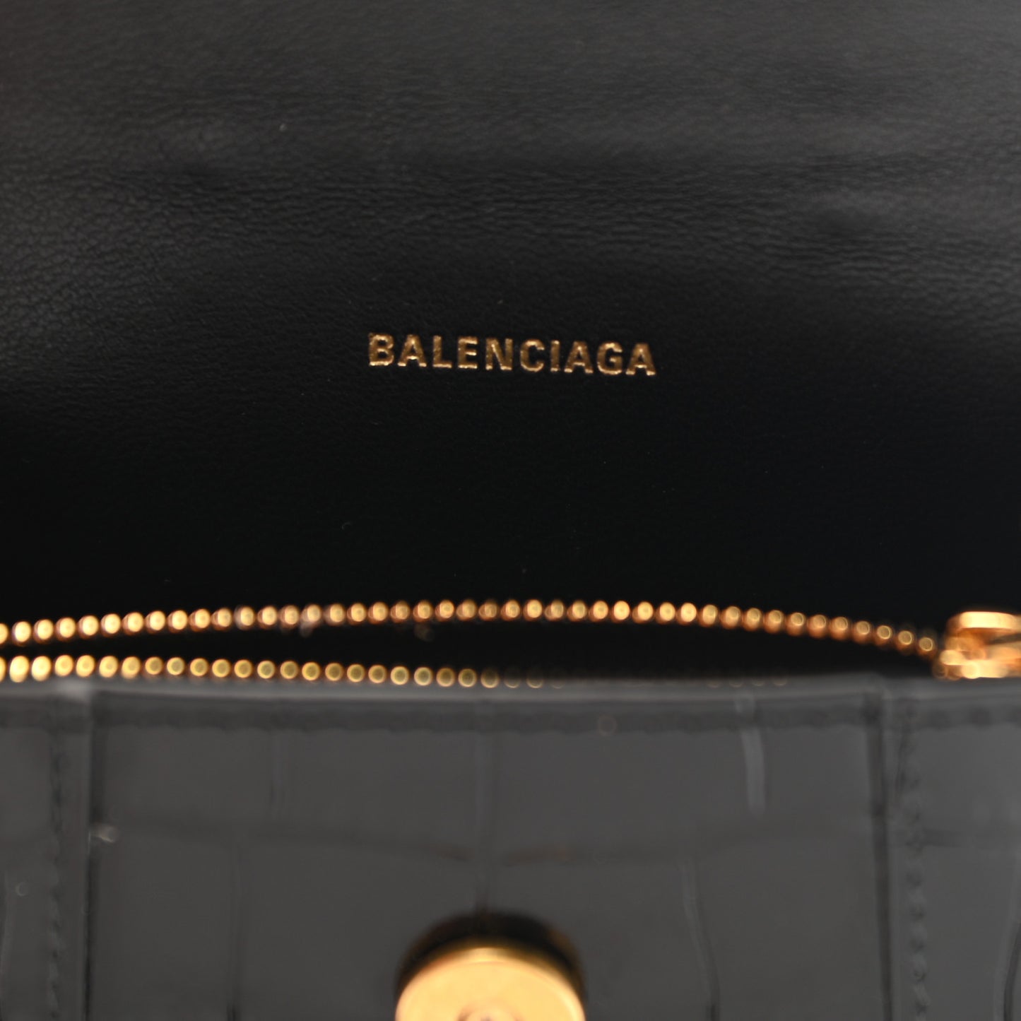Shiny Calfskin Crocodile Embossed Hourglass Chain Cardholder Black