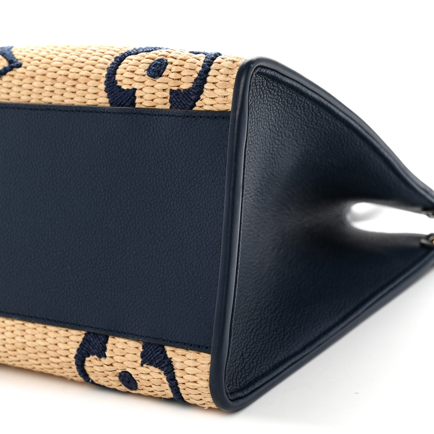 Louis Vuitton Raffia Calfskin Monogram Giant Onthego MM Blue 9 of 9