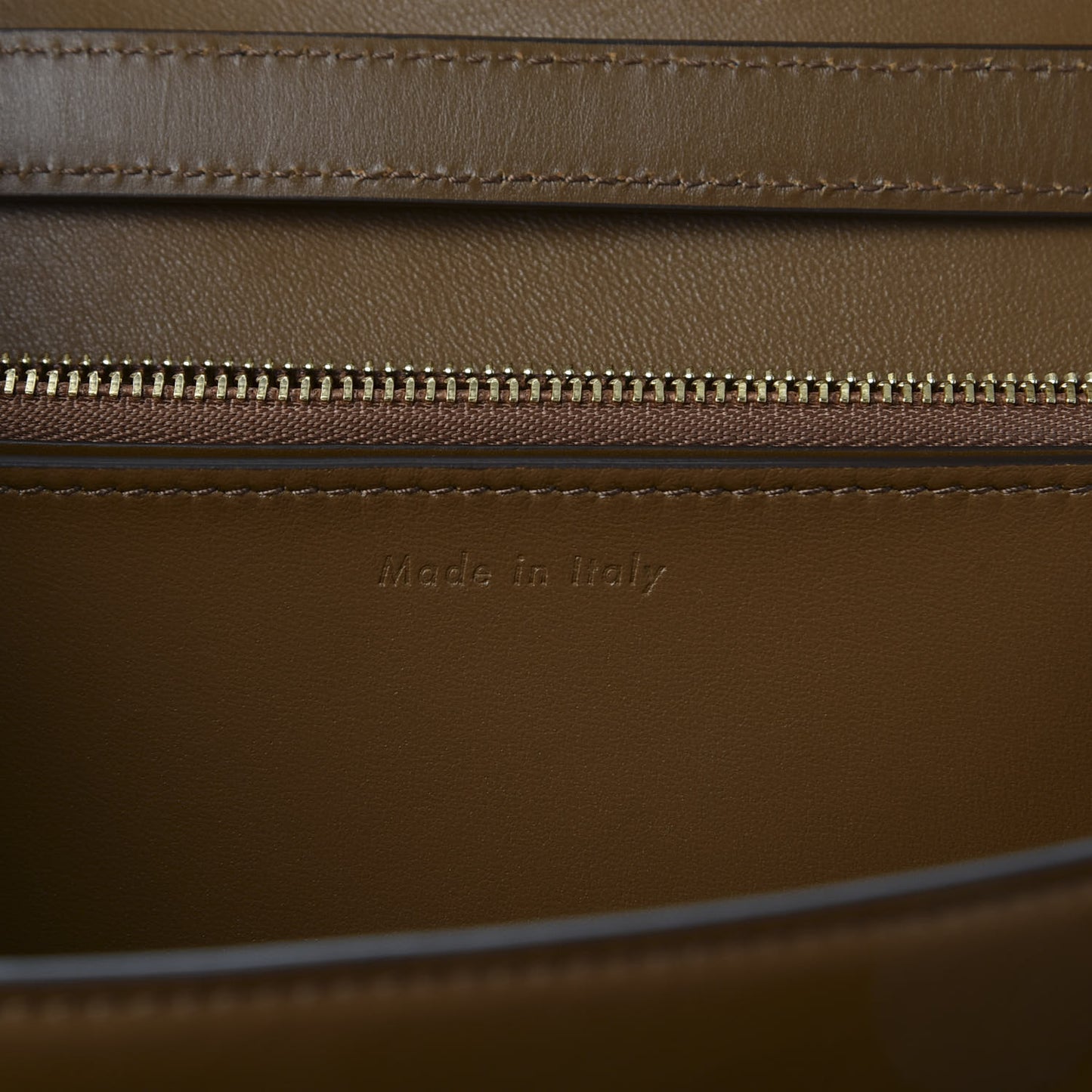 Box Calfskin Medium Classic Box Flap Bag Camel