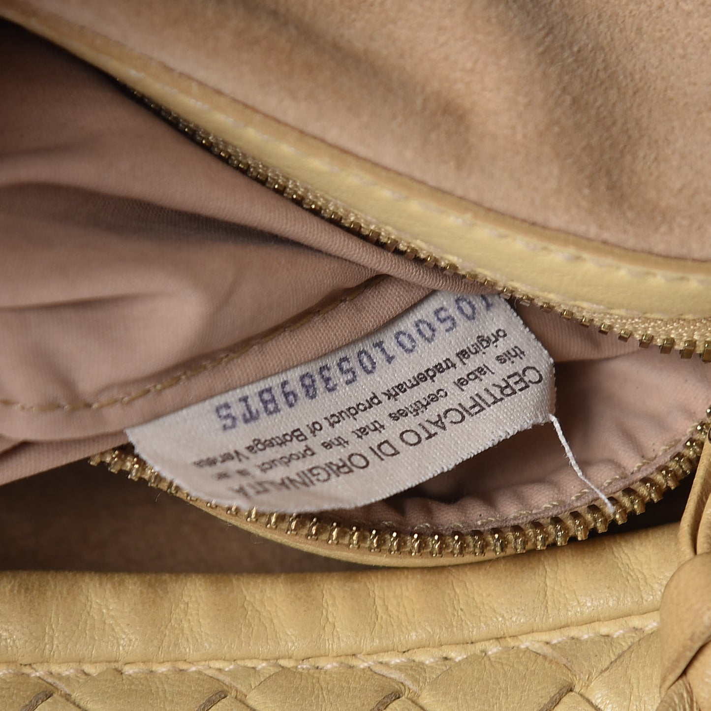 Nappa Intrecciato Medium Veneta Hobo Banane