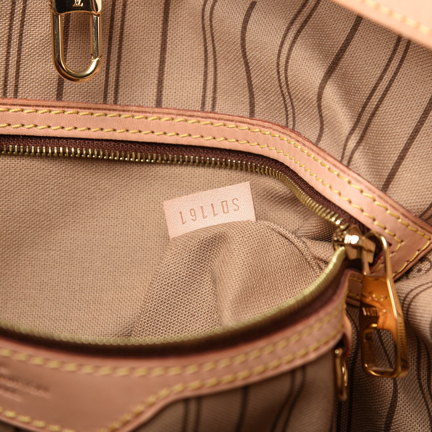 Monogram Delightful GM