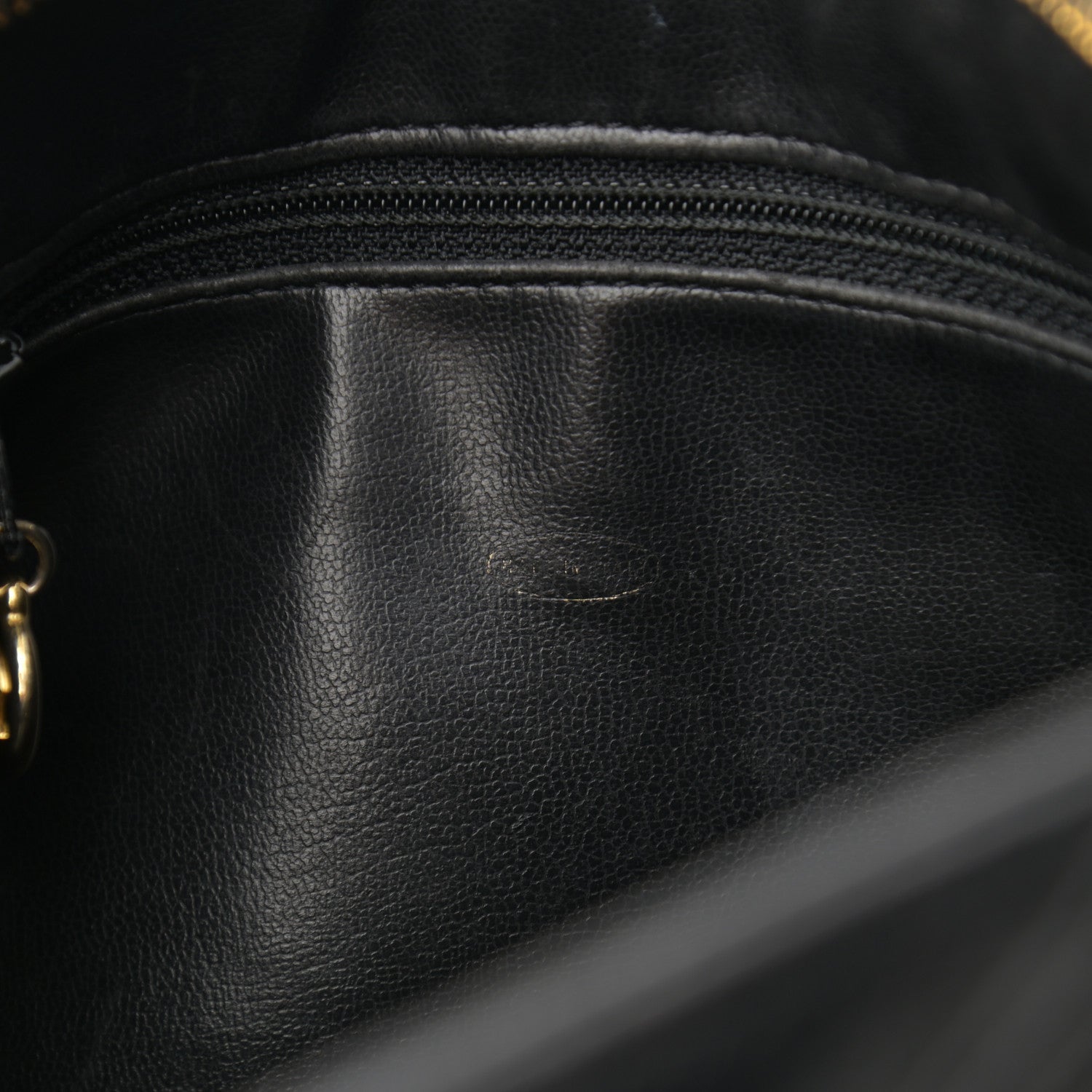 Chanel Caviar CC Hobo Black 7 of 11