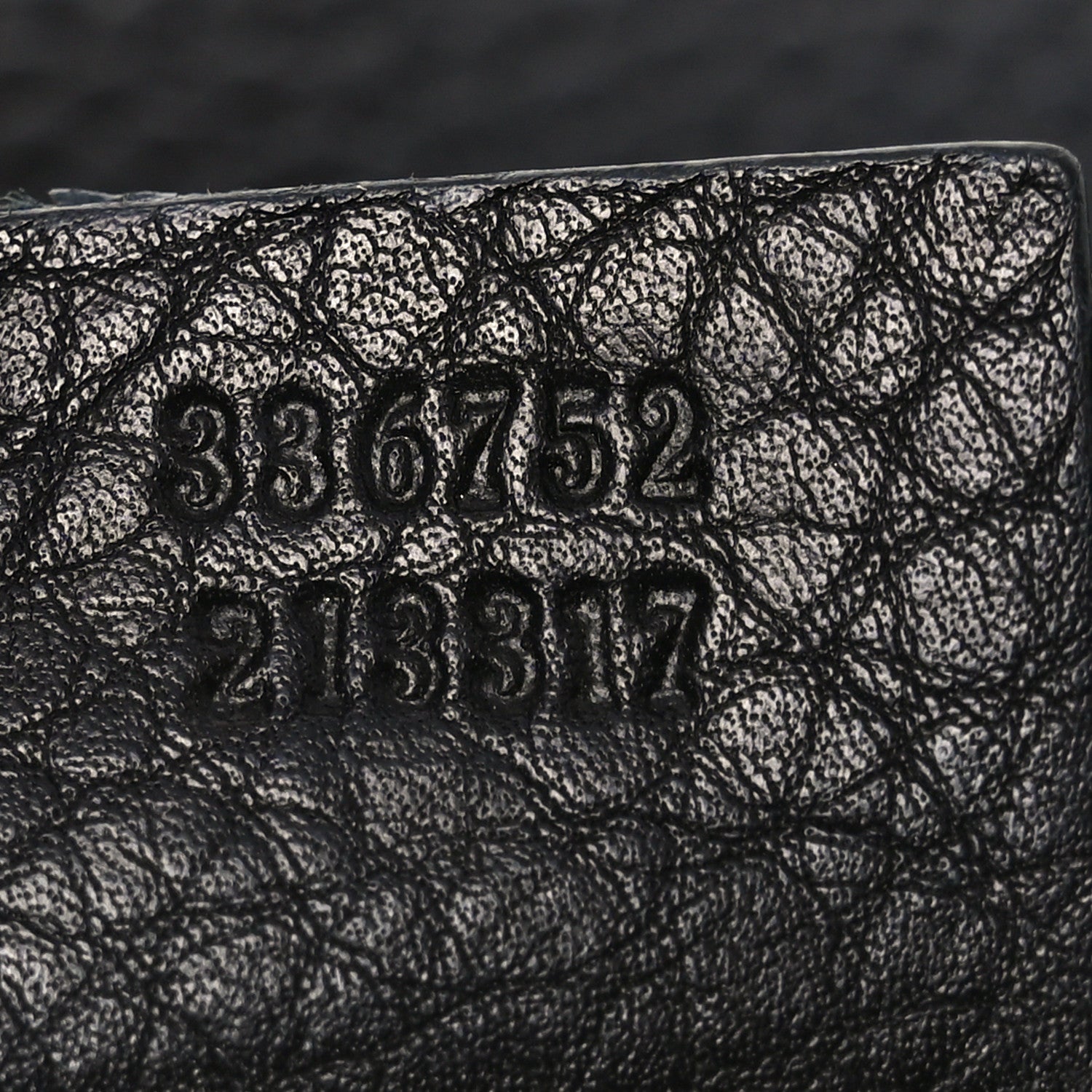 Gucci Pebbled Calfskin Medium Soho Flap Crossbody Black 7 of 10