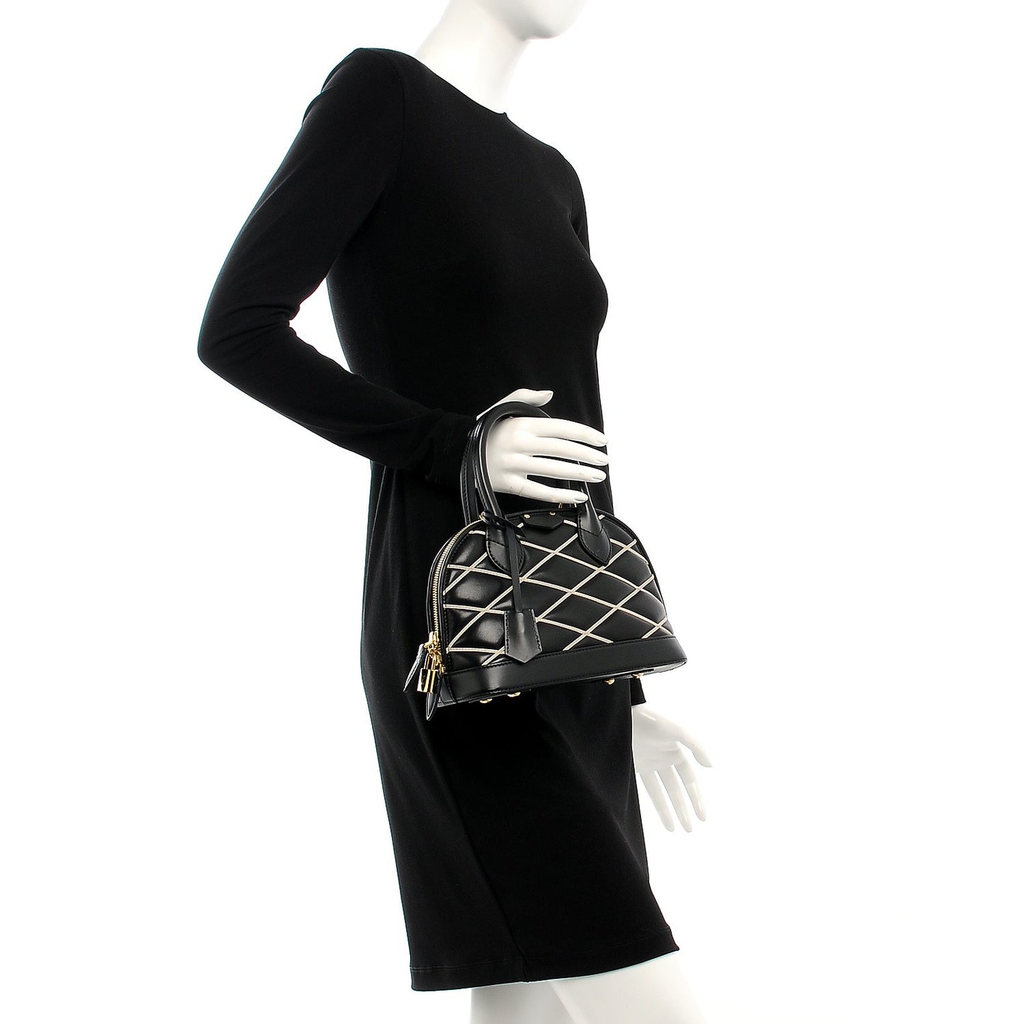 Lambskin Malletage Alma BB Black