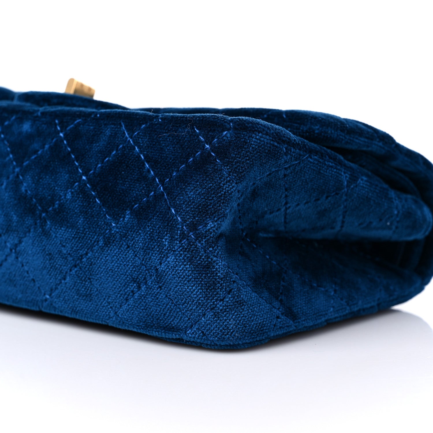 Chanel Velvet Quilted 2.55 Reissue 225 Flap Blue 9 of 10