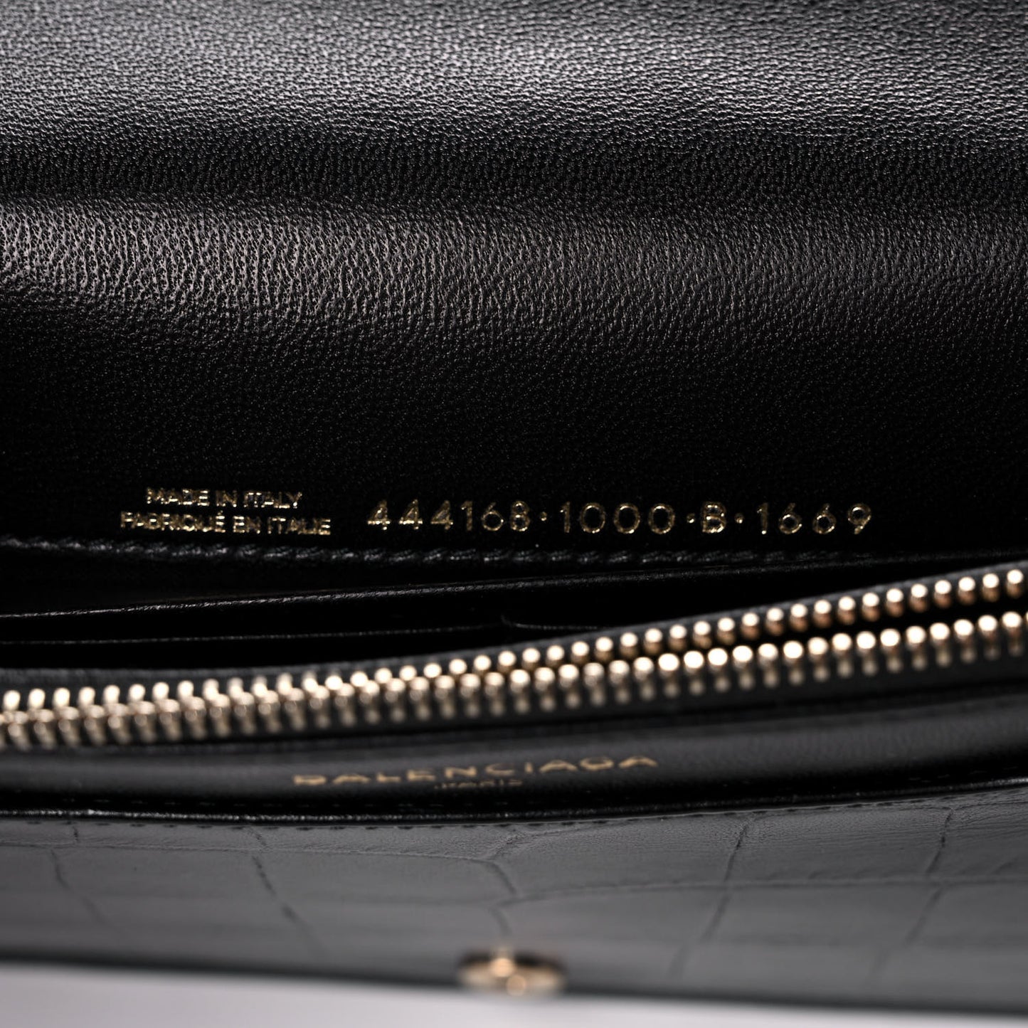 Calfskin Crocodile Embossed Classic Silver Hardware Wallet on Chain Black