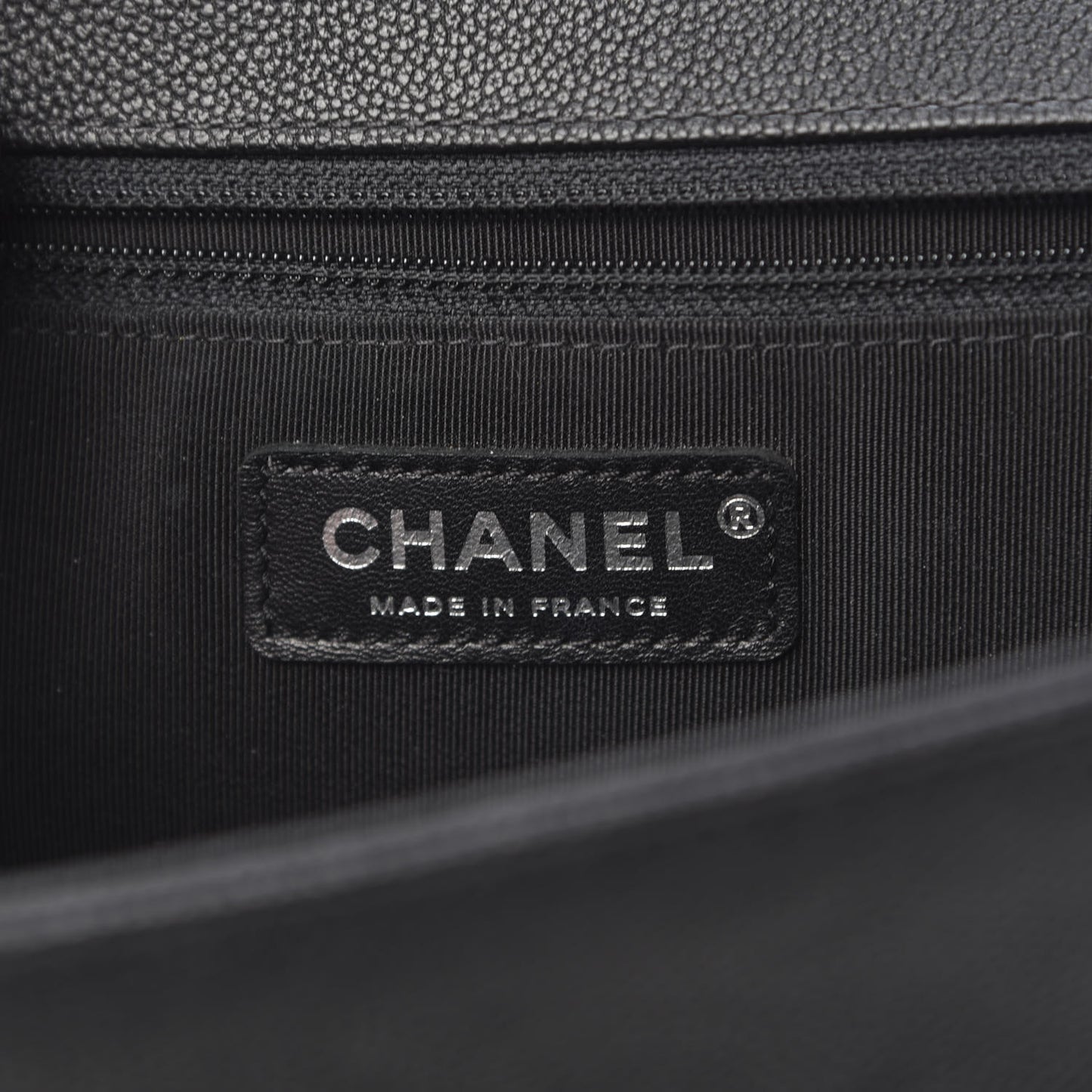 Caviar Quilted New Medium Boy Flap Black
