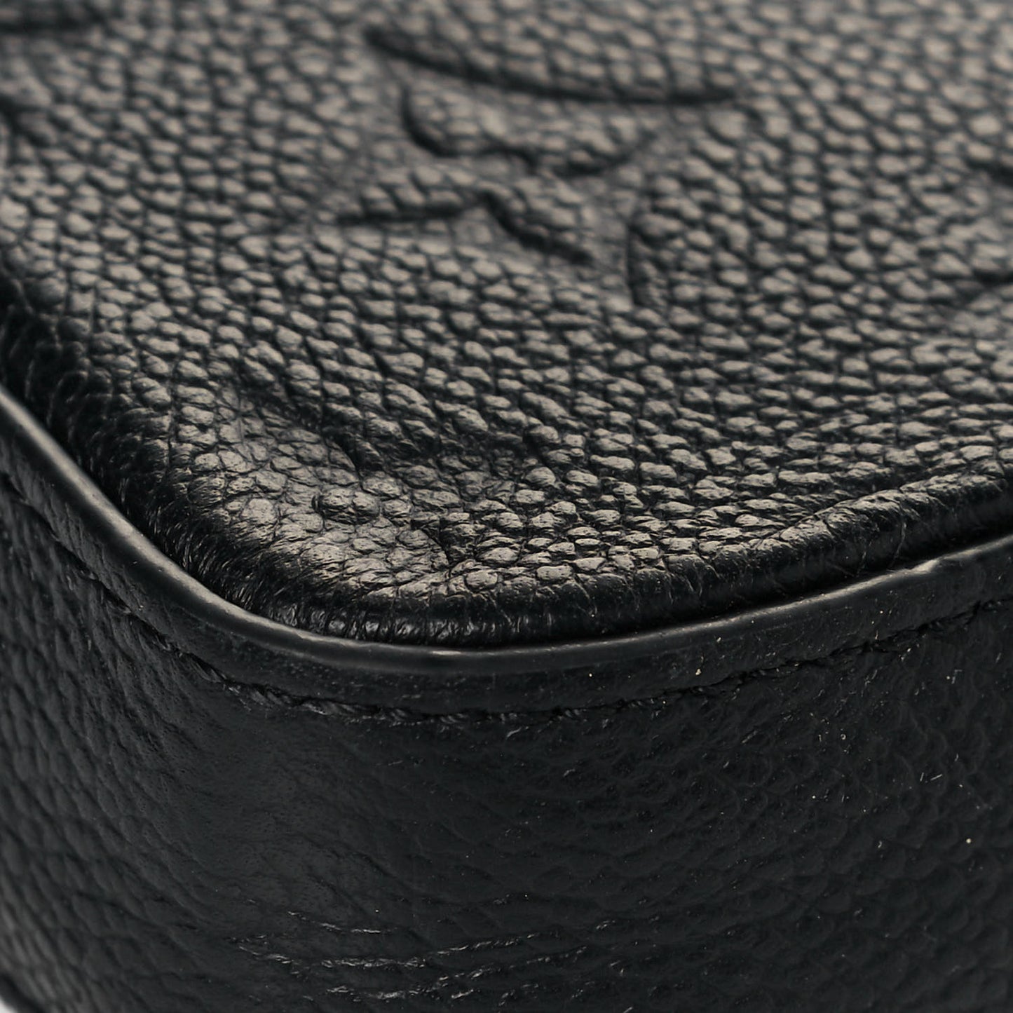 Empreinte Pochette Felicie Chain Wallet Black