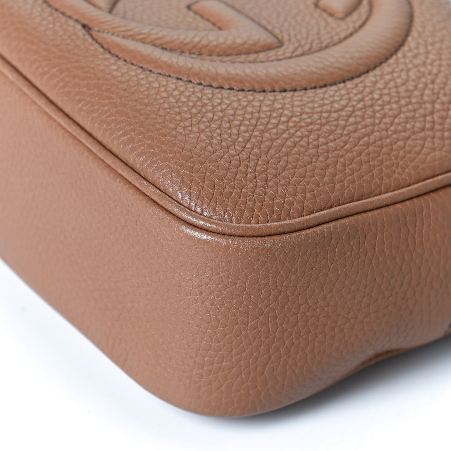 Pebbled Calfskin Small Soho Disco Bag Camelia