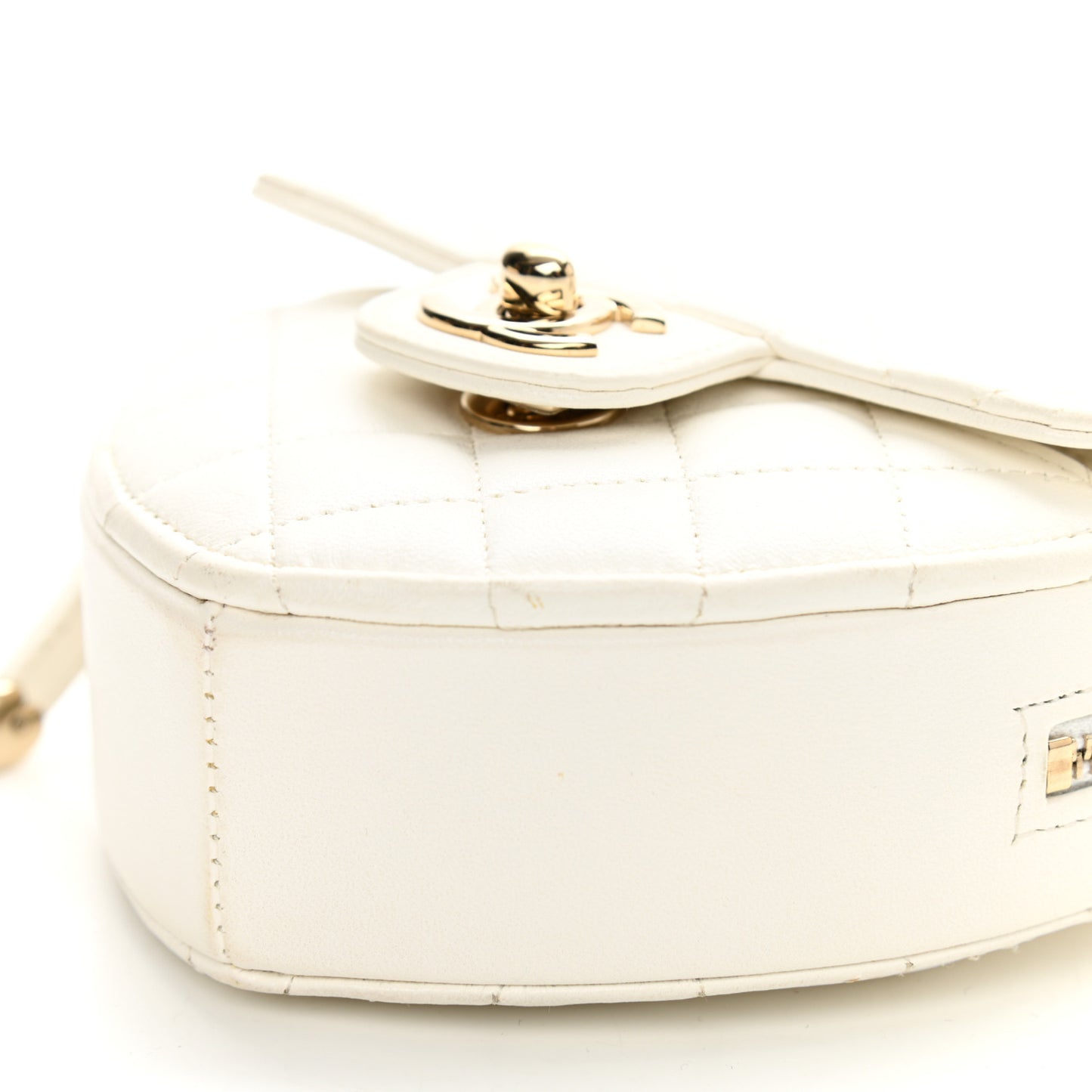 Lambskin Quilted CC In Love Heart Clutch With Chain White