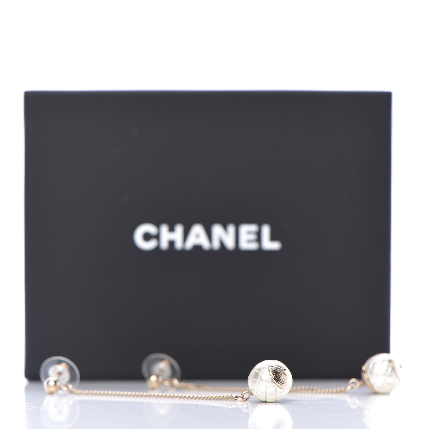Pearl Dangle Earrings Gold