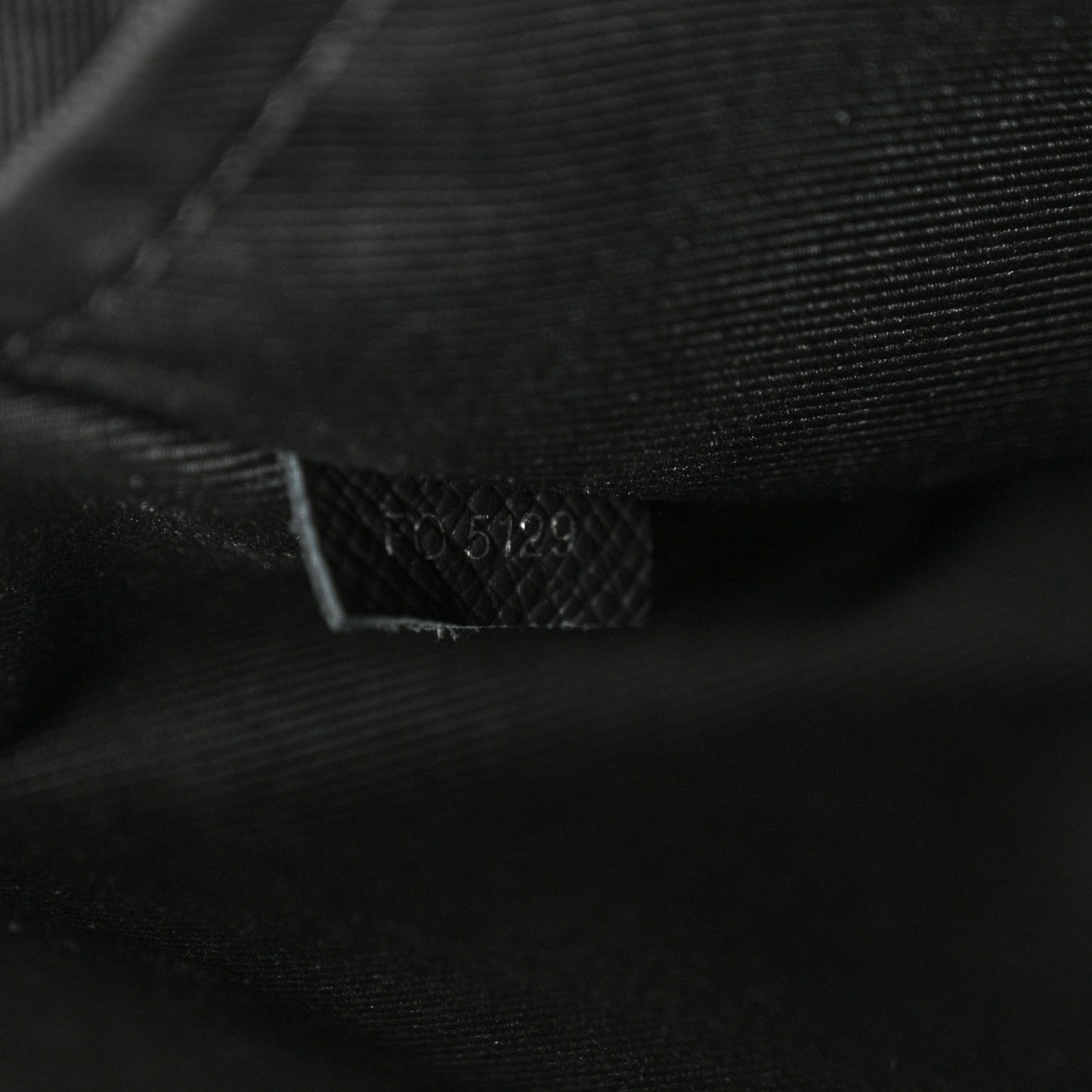 Taiga Monogram Eclipse Outdoor Messenger Black